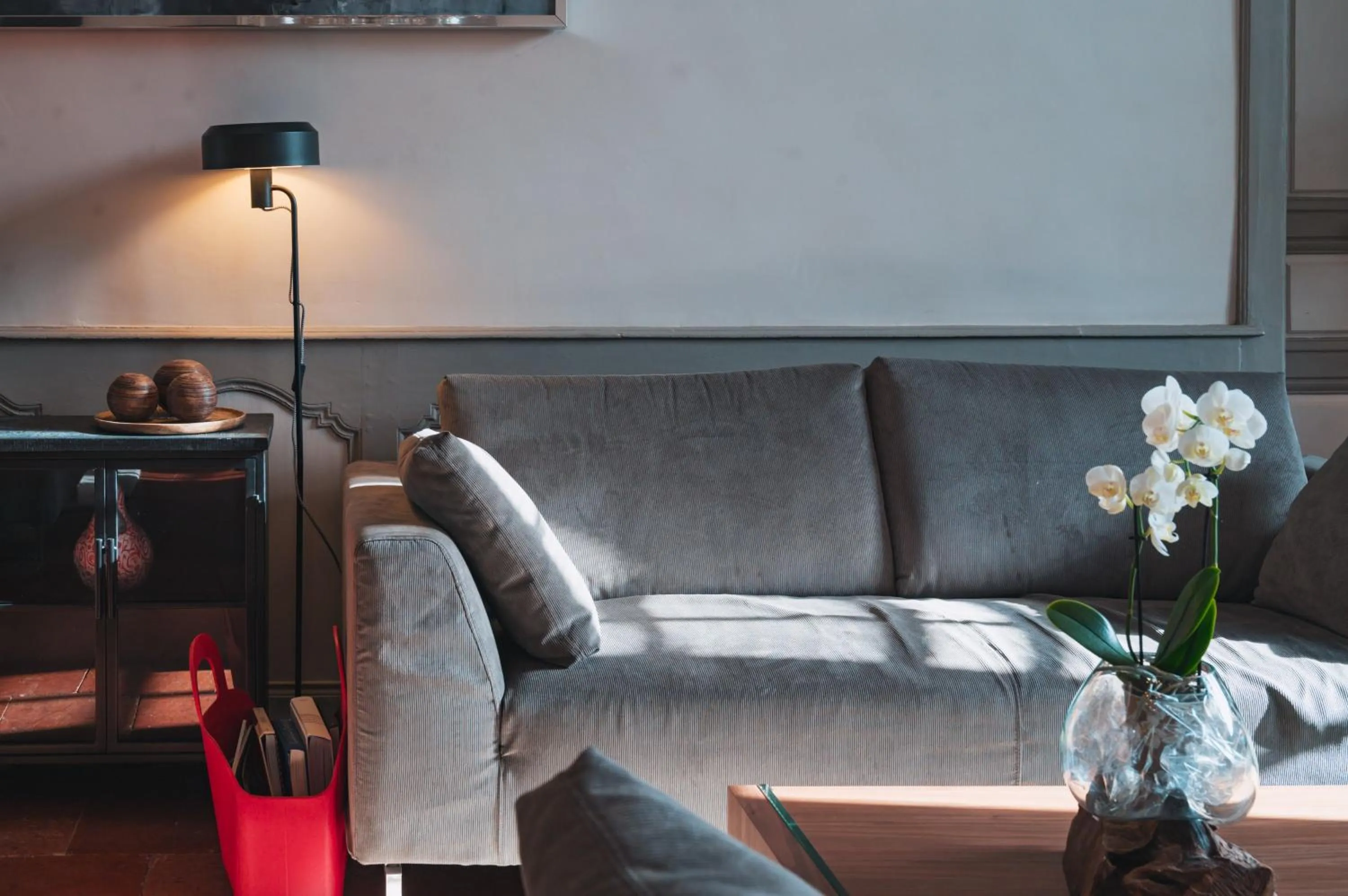 Lounge or bar in Le Monastère de Saint Mont Hôtel & Spa