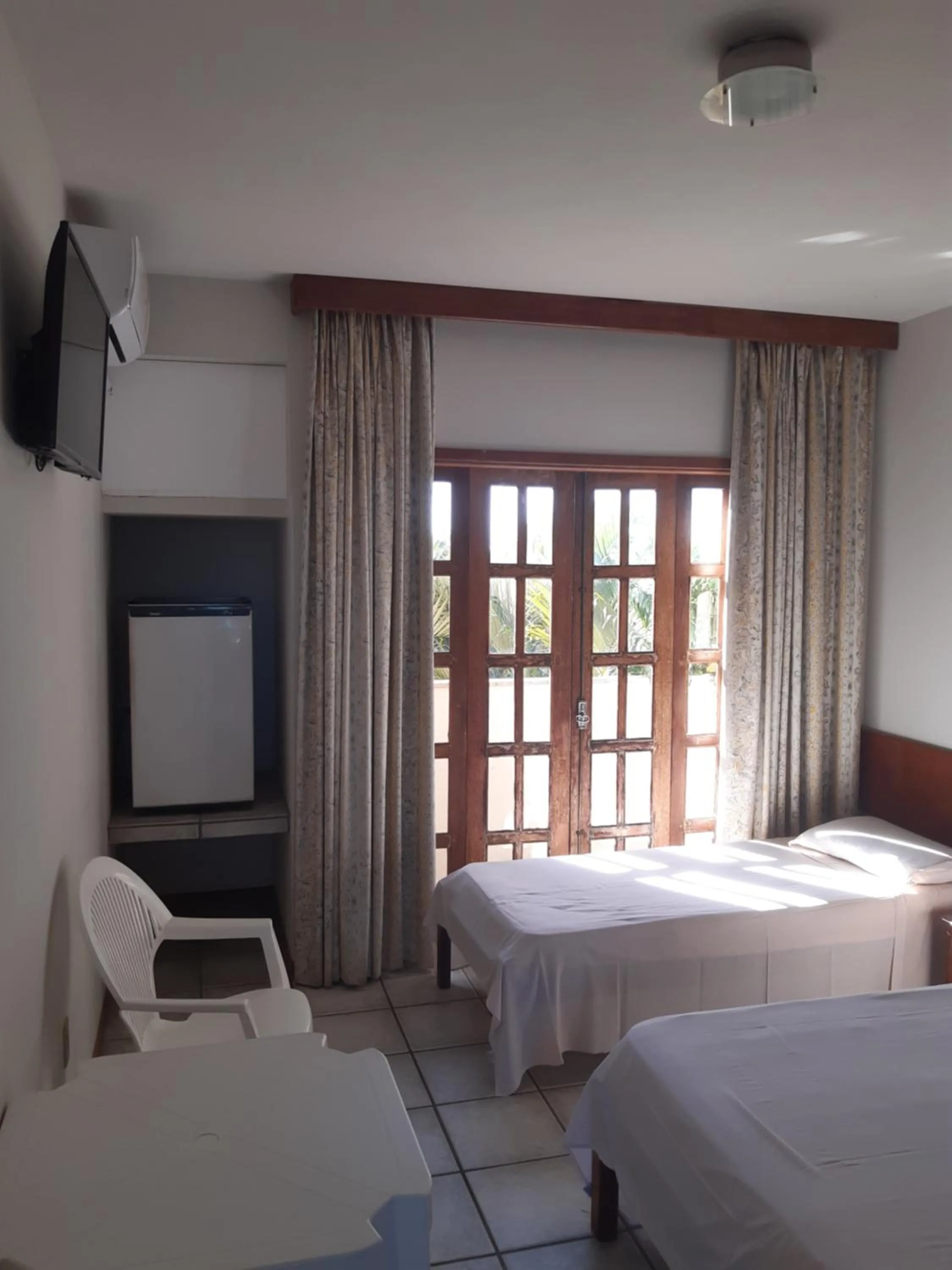 Photo of the whole room, Bed in Quiriri Park Hotel