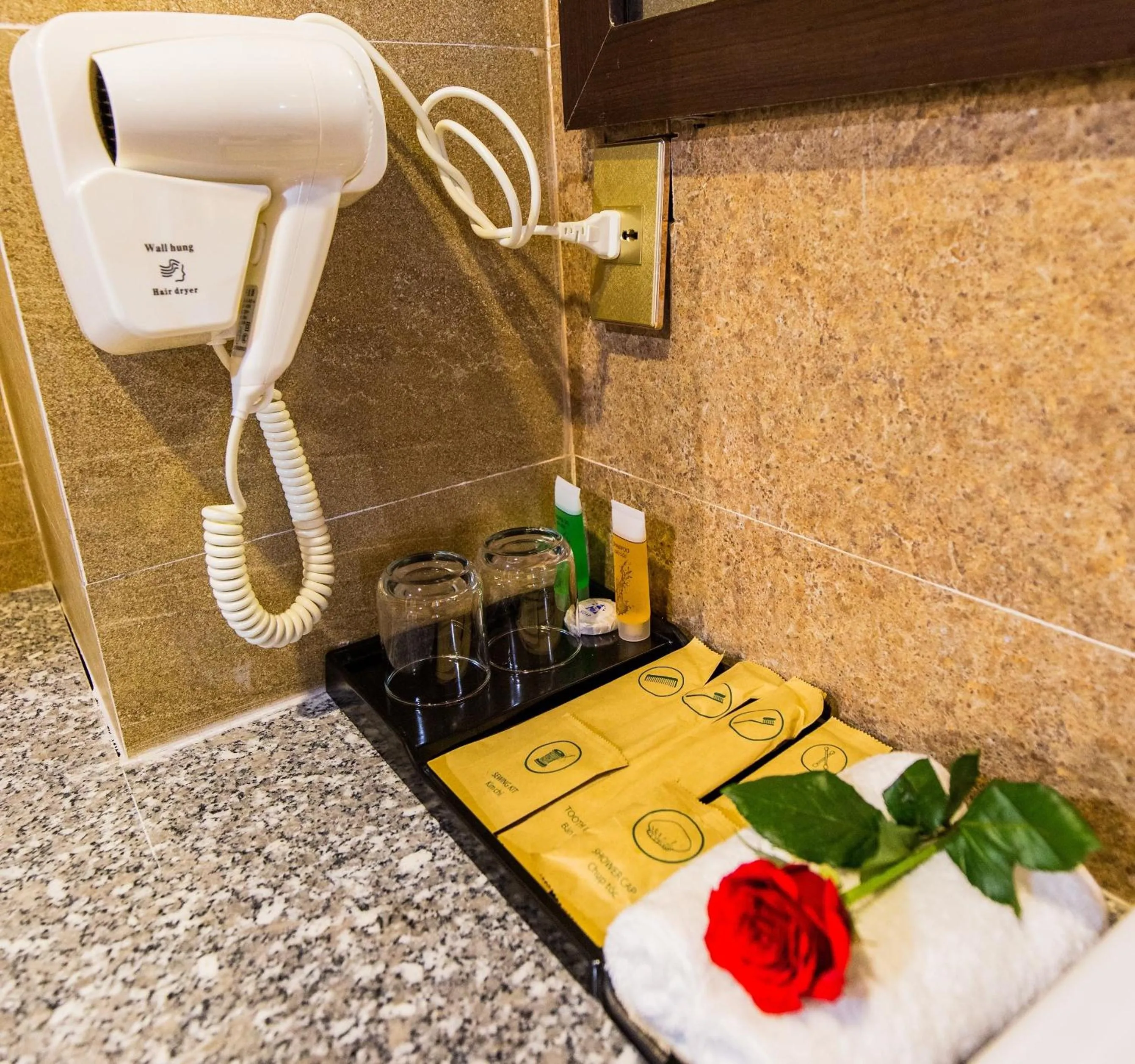 Shower in Hamya Hotsprings and Resort