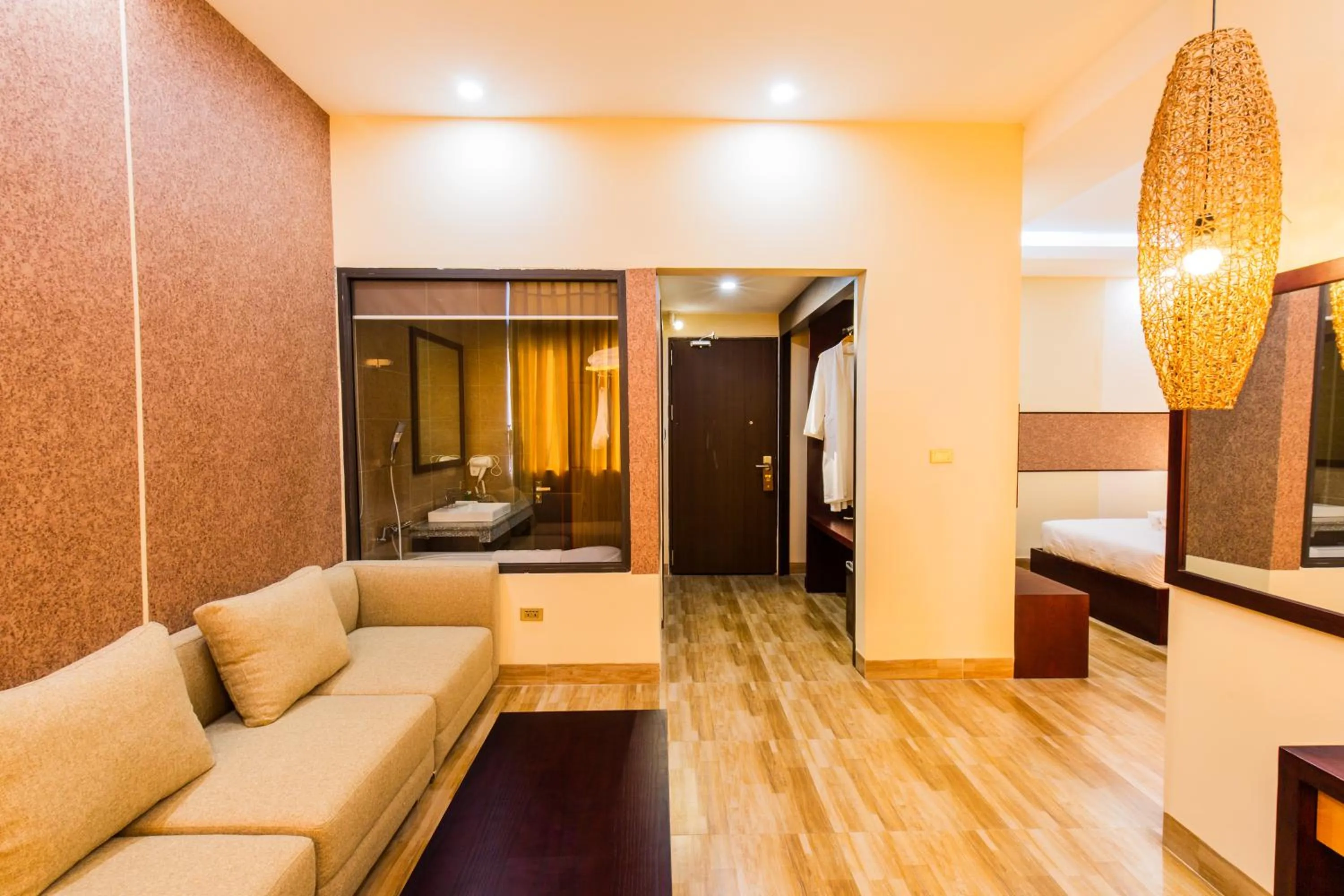 Living room, Bed in Hamya Hotsprings and Resort