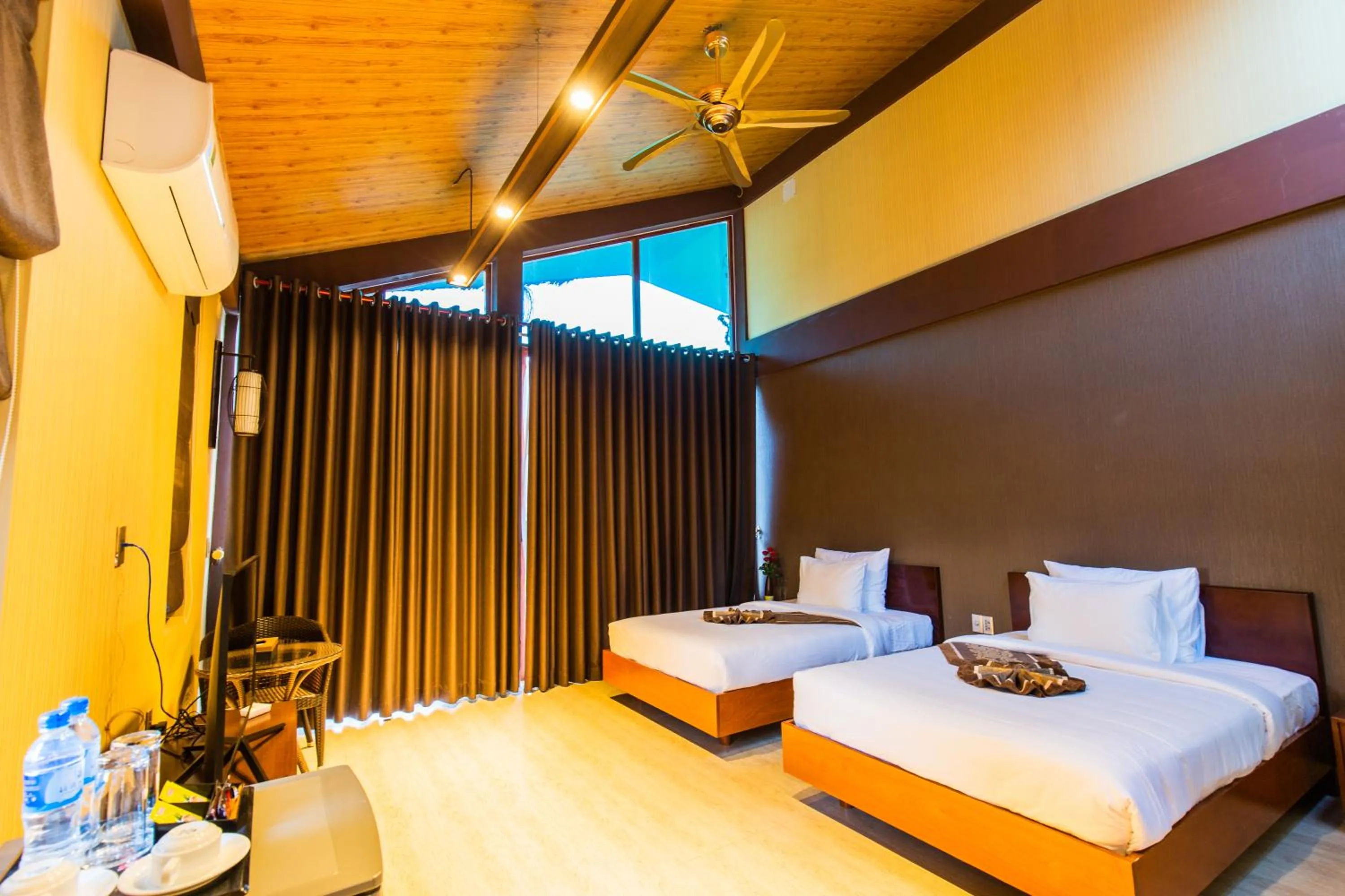 Photo of the whole room, Bed in Hamya Hotsprings and Resort