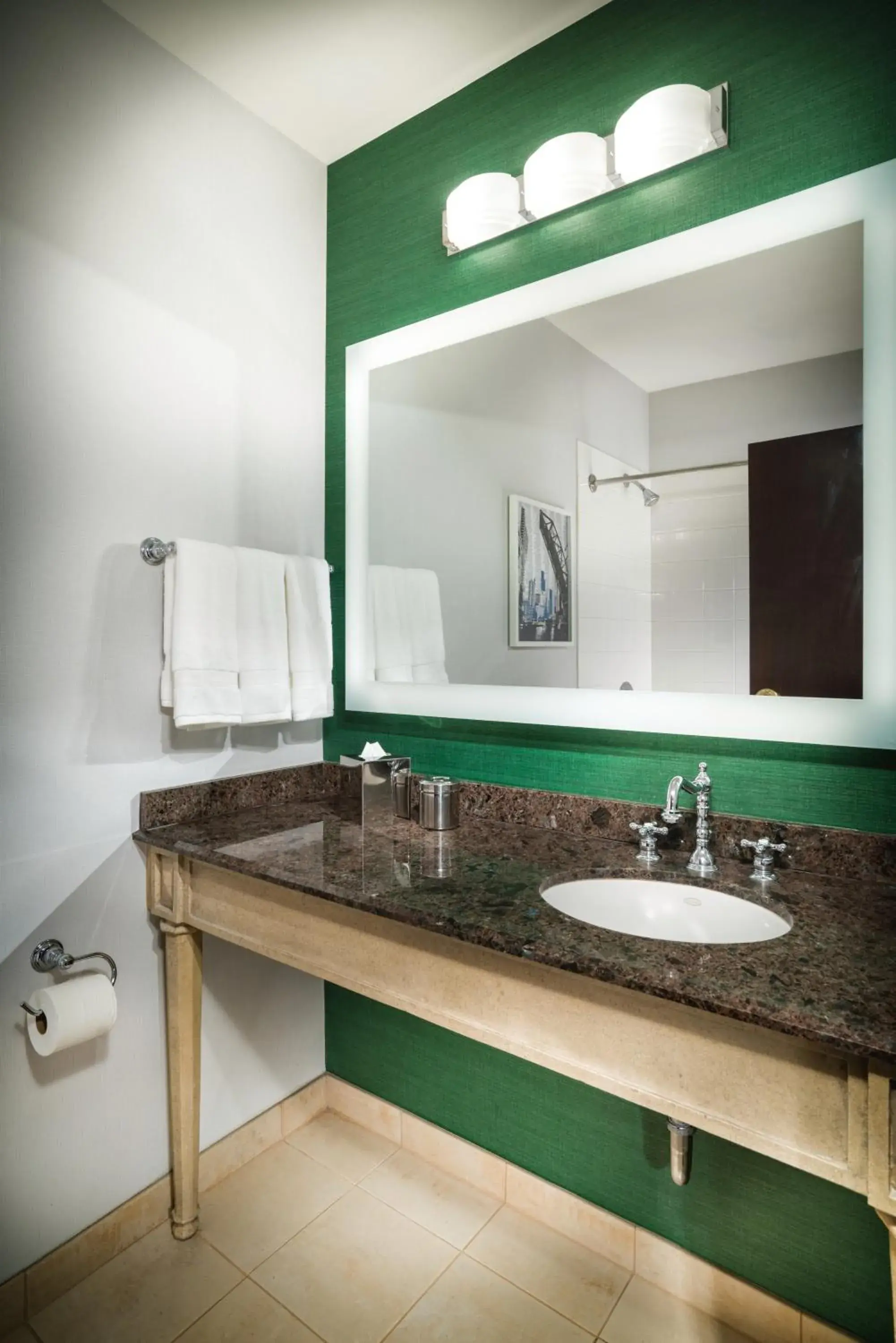 Bathroom in Staypineapple, An Iconic Hotel, The Loop Bathroom in Staypineapple, An Iconic Hotel, The Loop