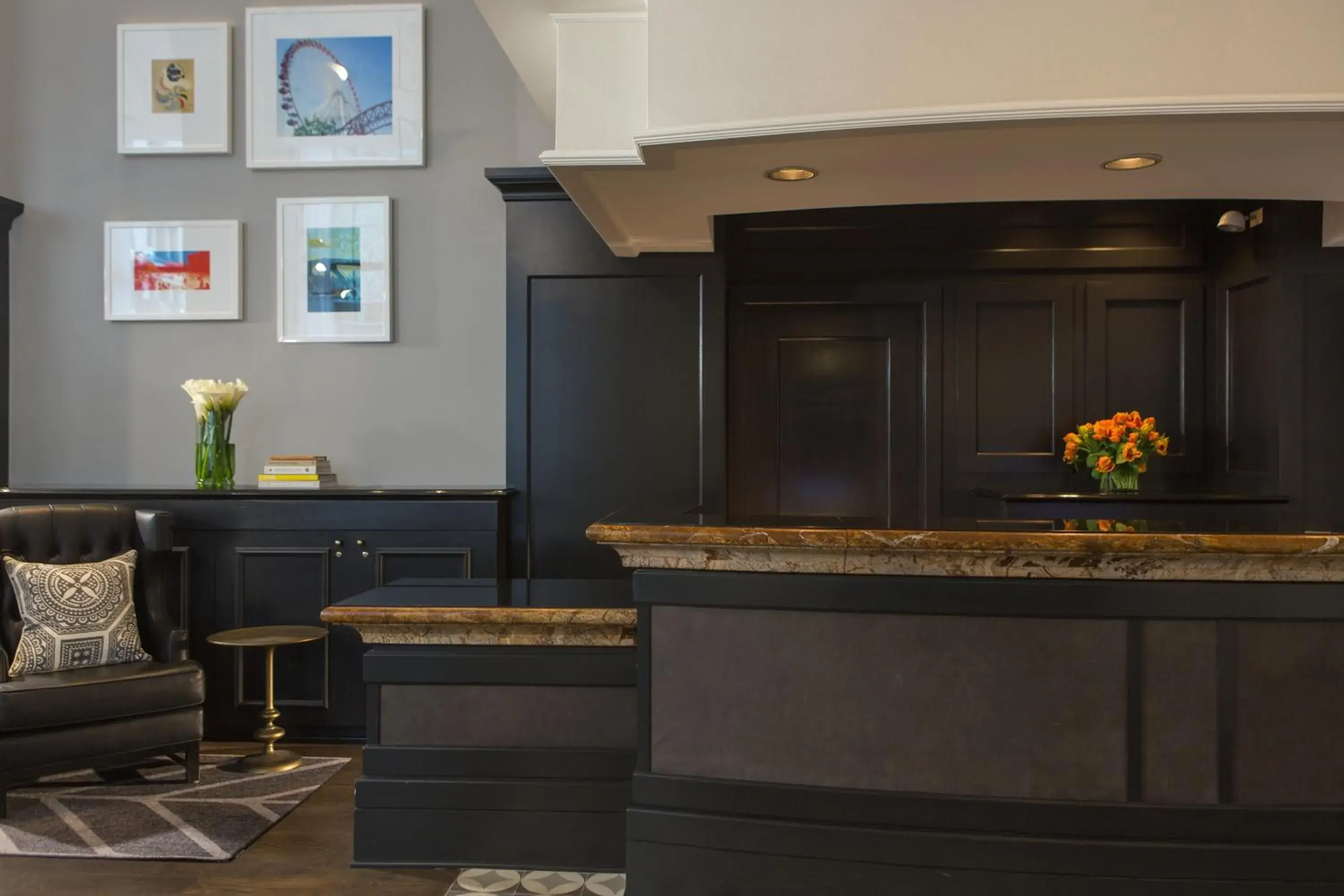 Lobby or reception in Staypineapple, An Iconic Hotel, The Loop Lobby or reception in Staypineapple, An Iconic Hotel, The Loop