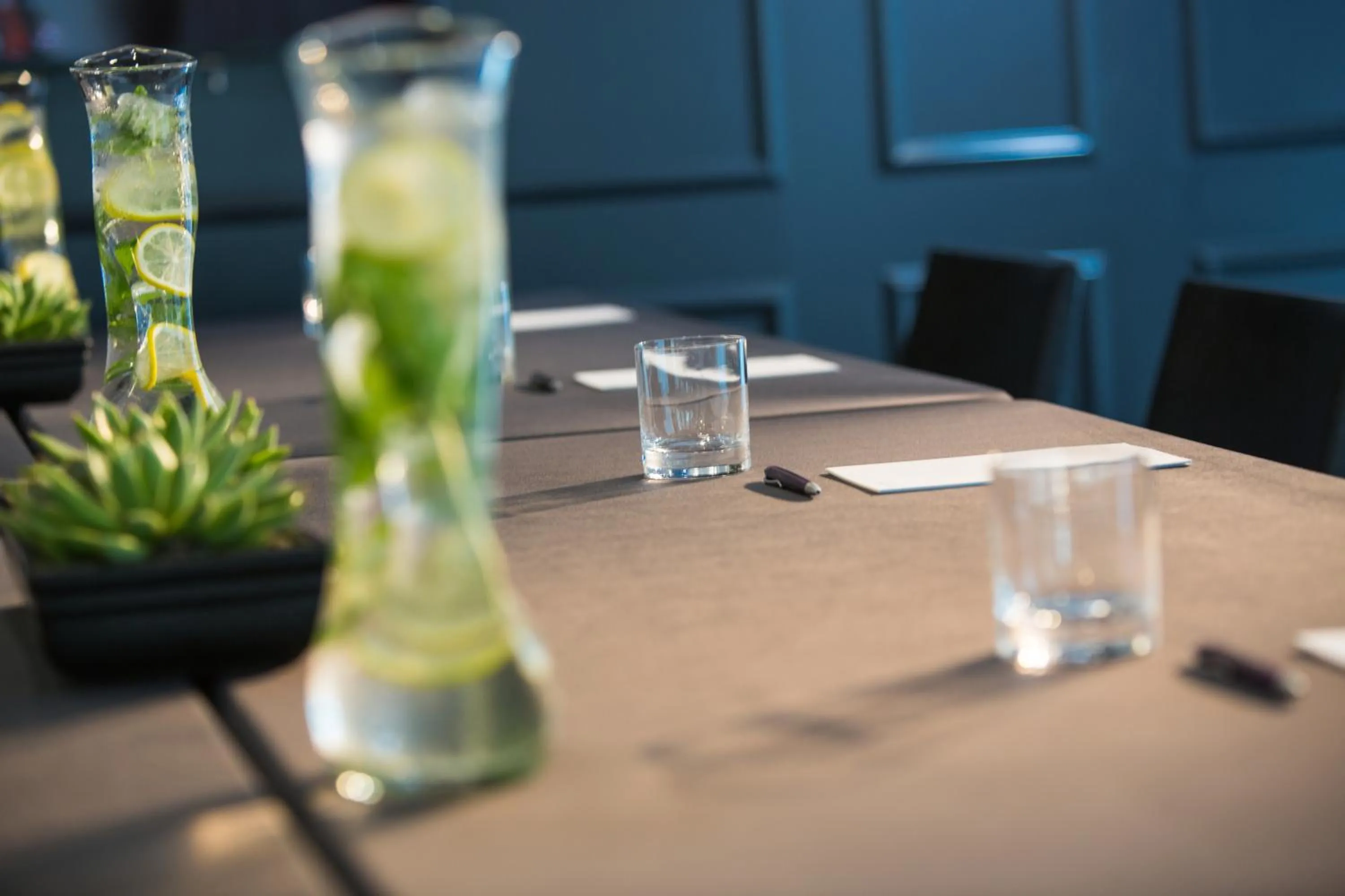 Banquet/Function facilities in Staypineapple, An Iconic Hotel, The Loop