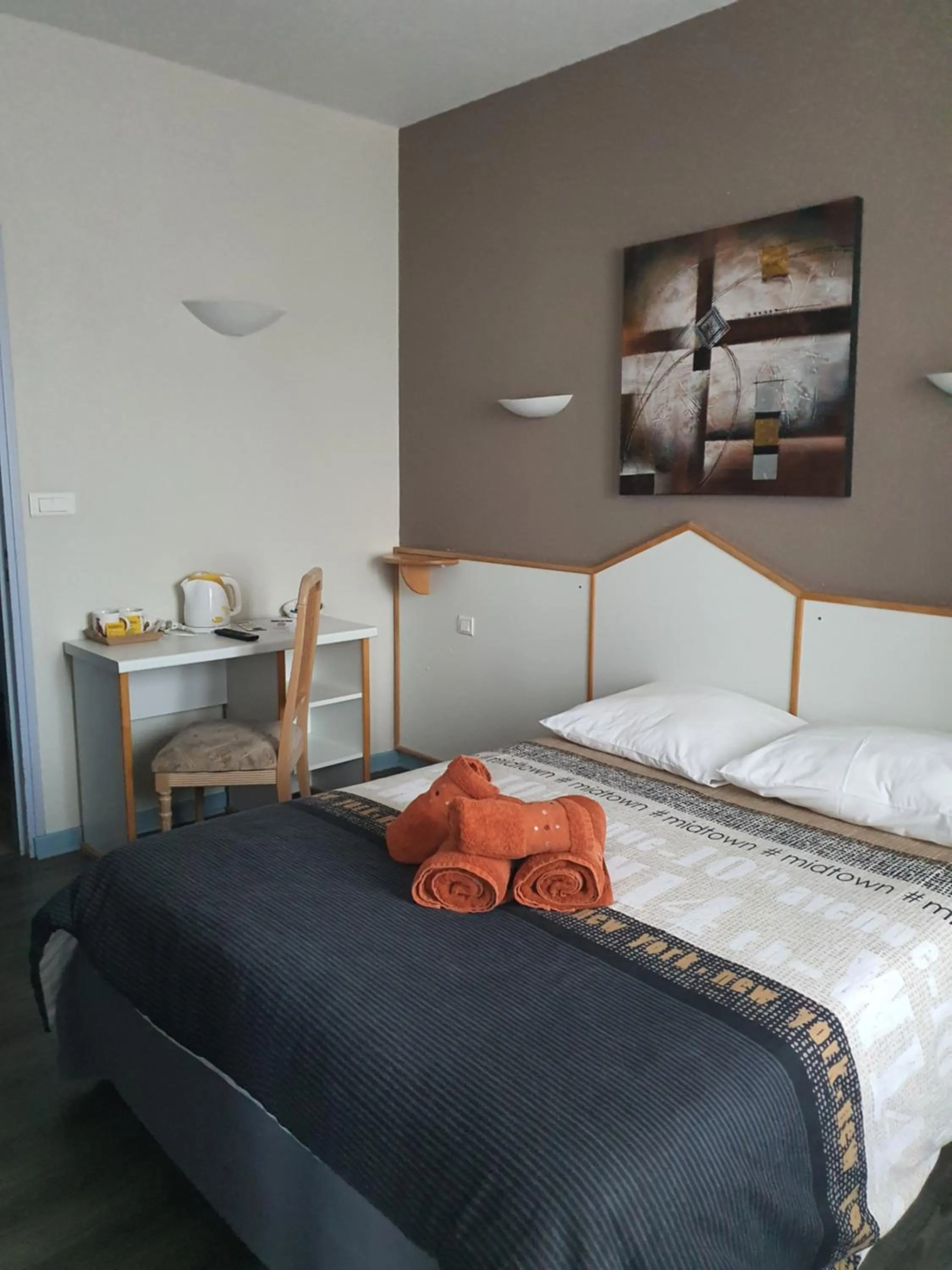 Bed in Hotel du Centre
