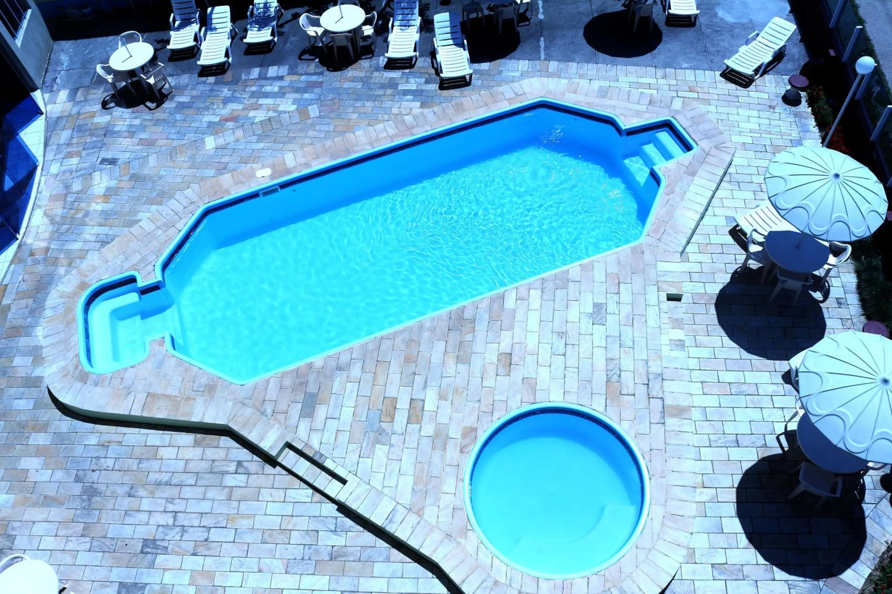 Swimming pool in De Rose Praia Hotel