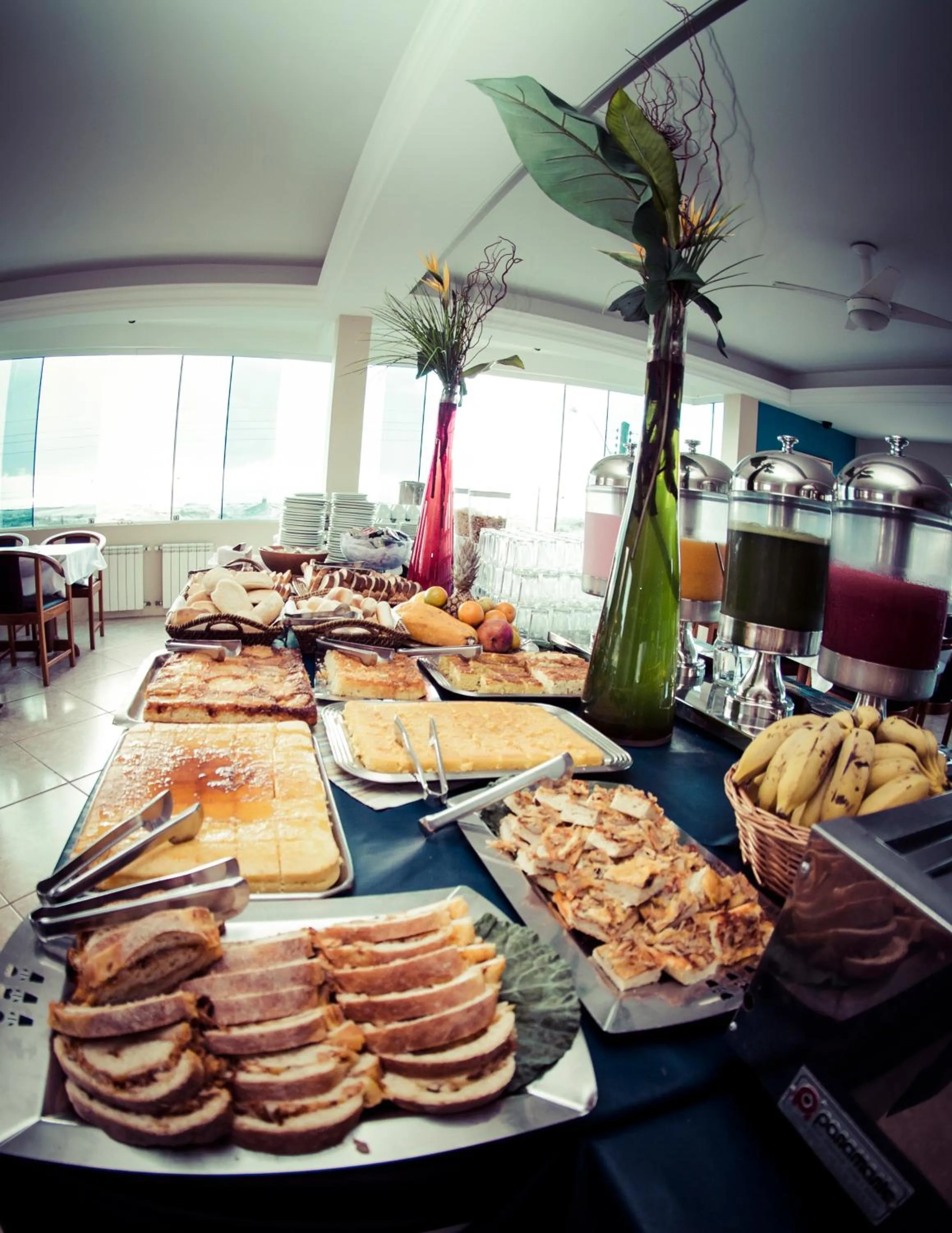 Food in De Rose Praia Hotel