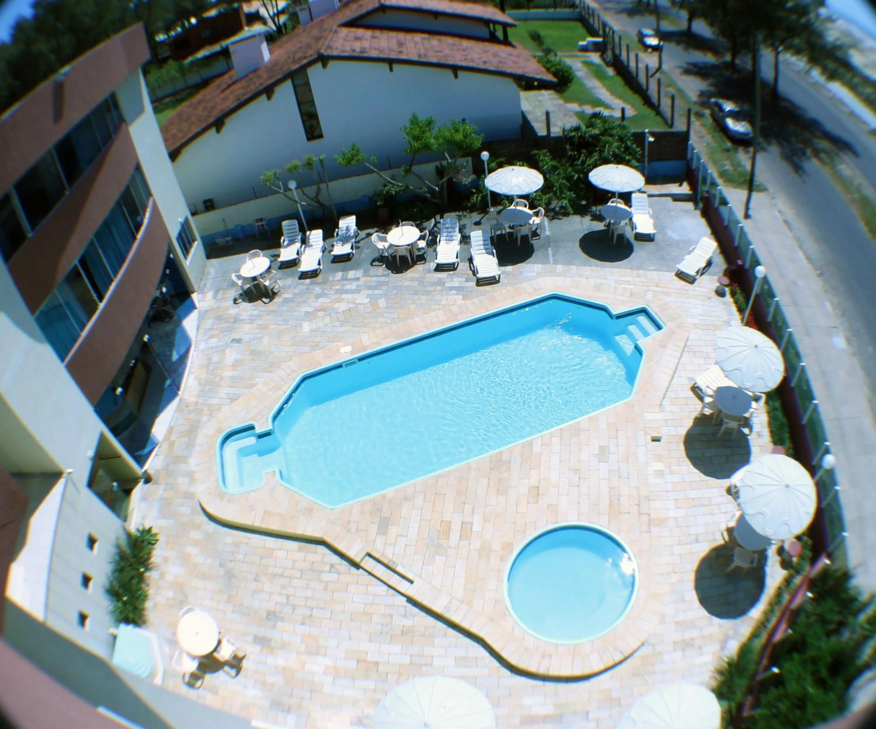 Swimming pool in De Rose Praia Hotel