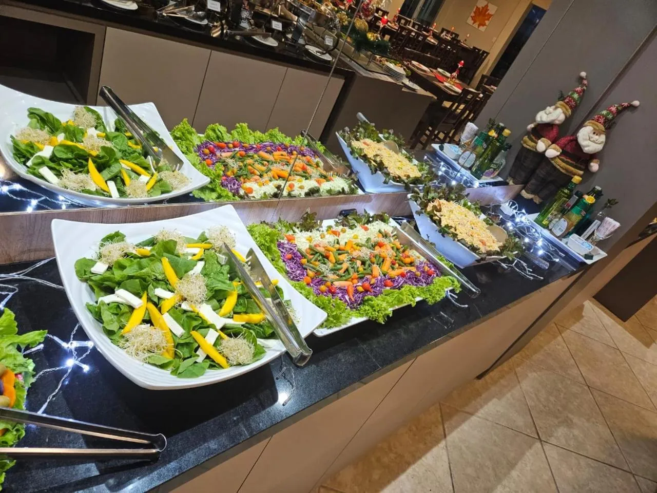 Restaurant/places to eat in De Rose Praia Hotel