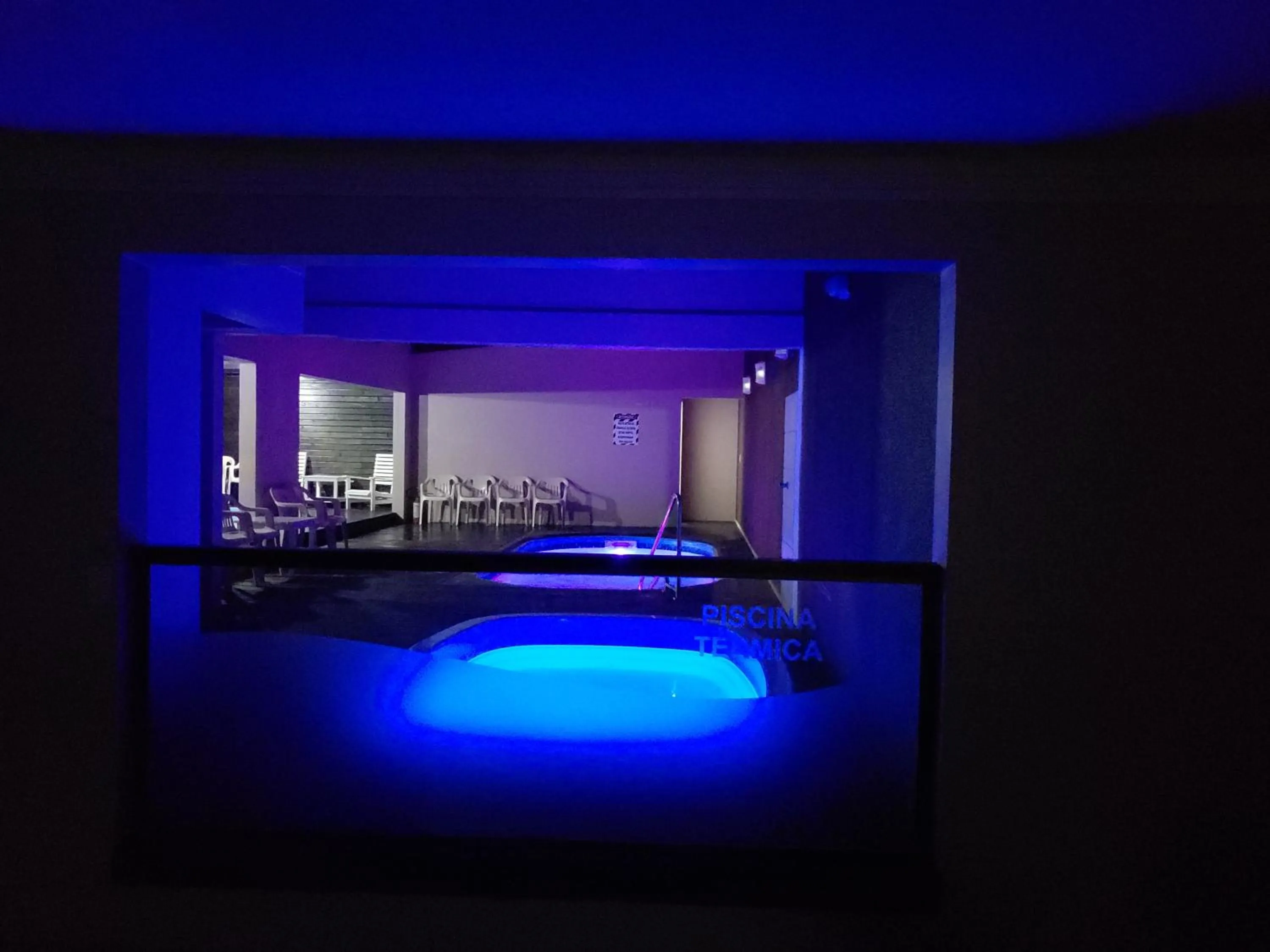 Swimming pool in De Rose Praia Hotel