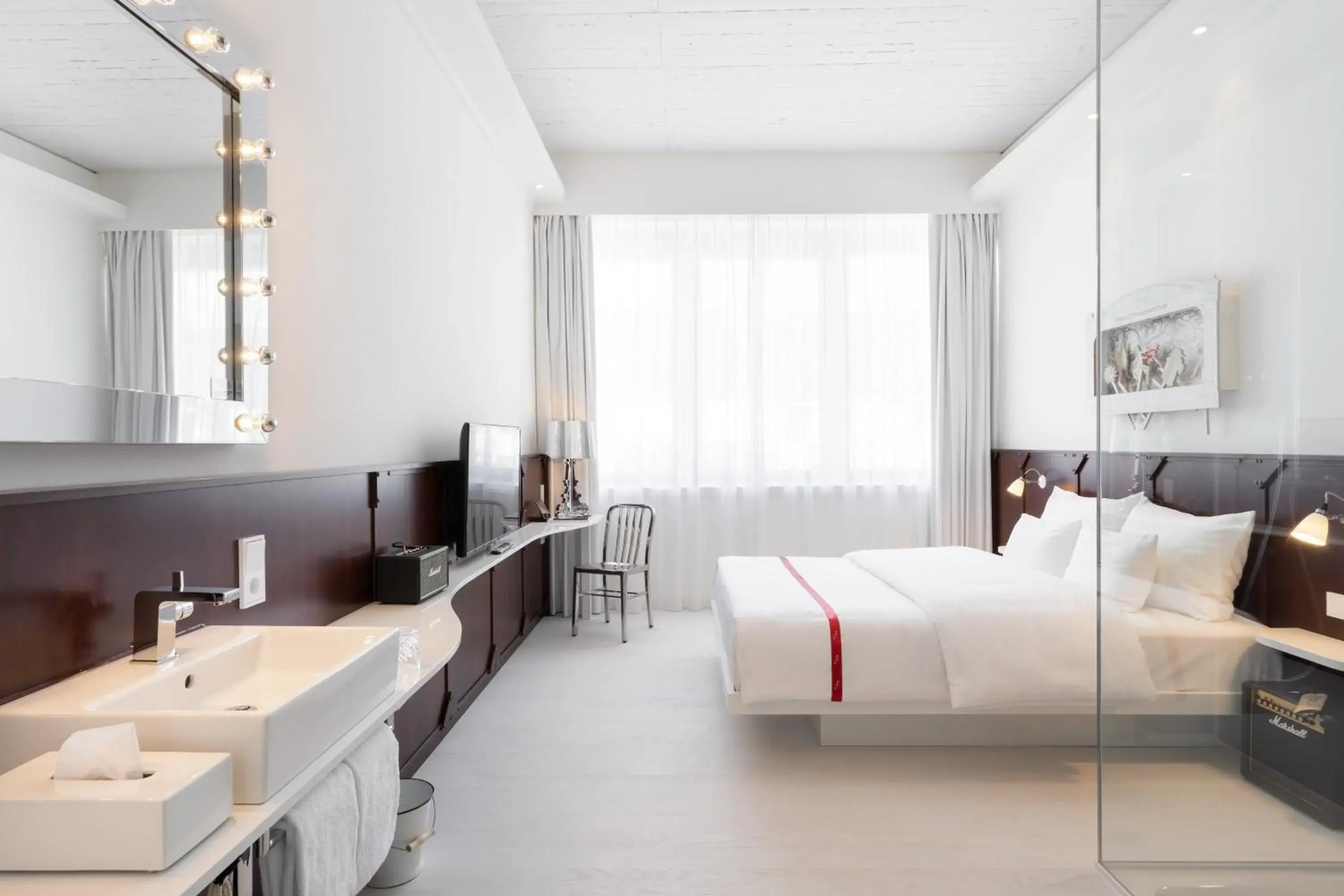 Photo of the whole room, Bed in Ruby Leni Hotel Dusseldorf Photo of the whole room, Bed in Ruby Leni Hotel Dusseldorf