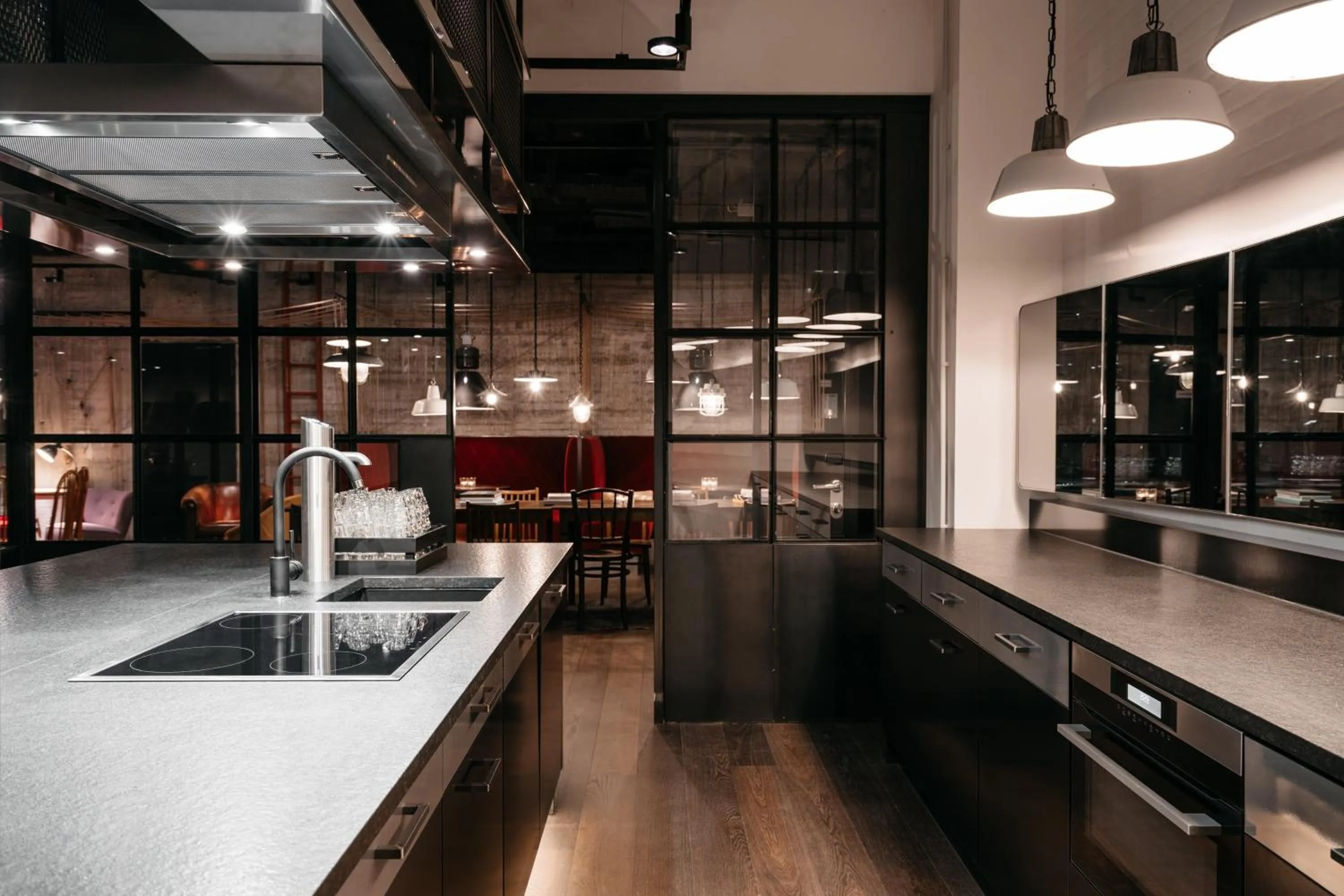 Lounge or bar in Ruby Leni Hotel Dusseldorf