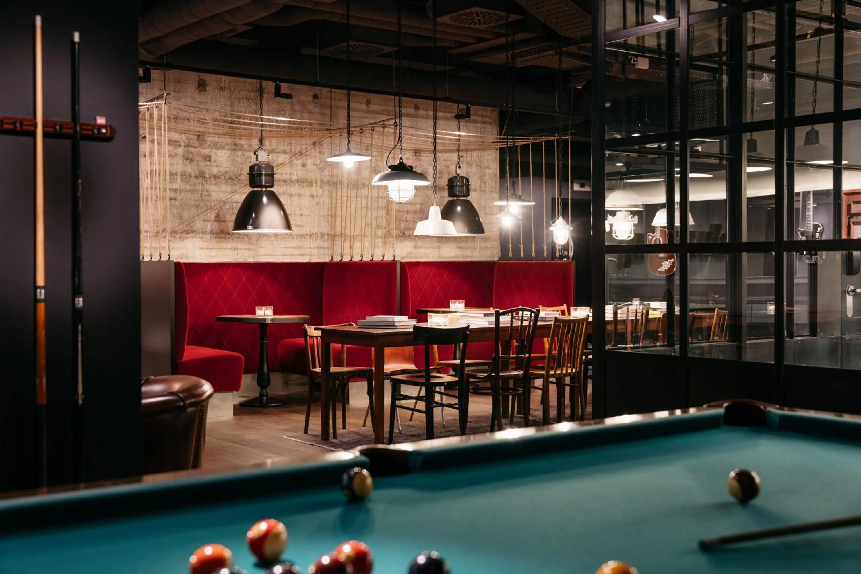 Lounge or bar in Ruby Leni Hotel Dusseldorf