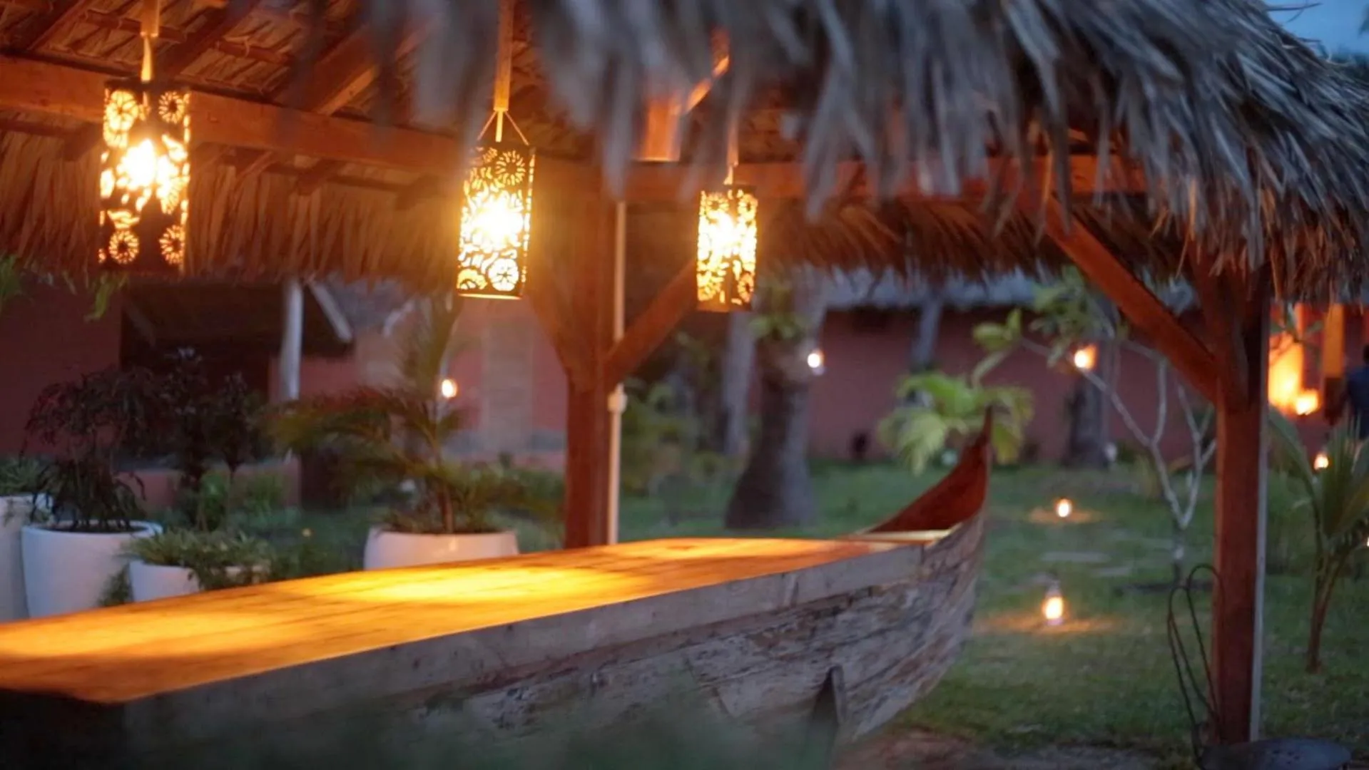 Night in Le TRANSAT LODGE