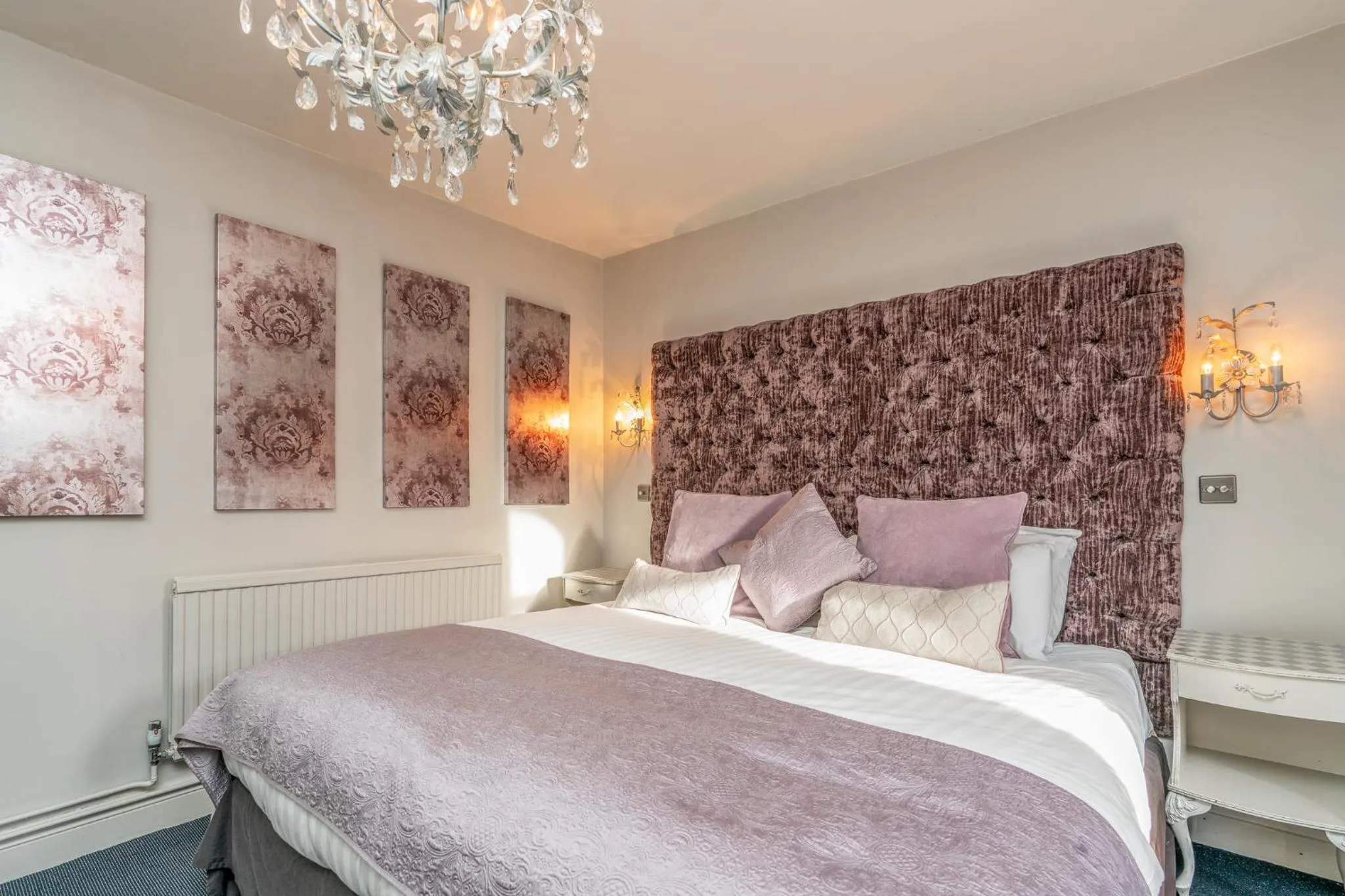 Bedroom, Bed in Blanch House