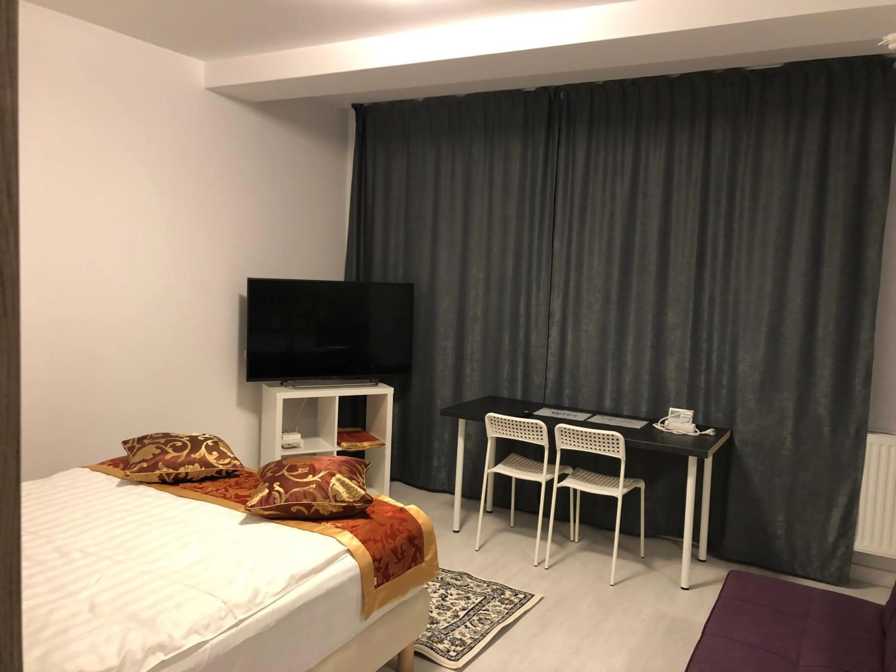 Bedroom, Bed in 21 Residence Apartments