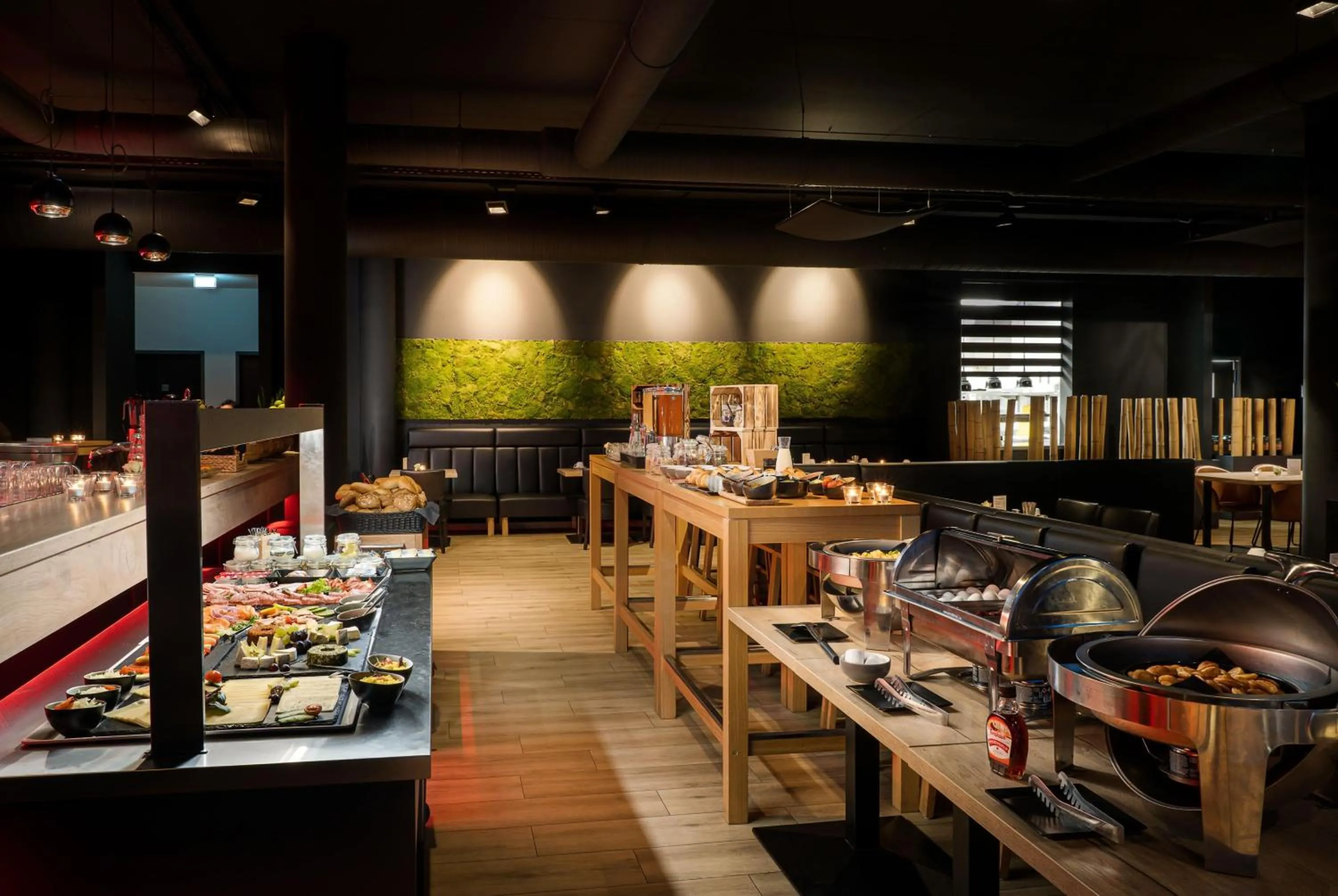 Restaurant/places to eat in elaya hotel kevelaer, Trademark Collection by Wyndham