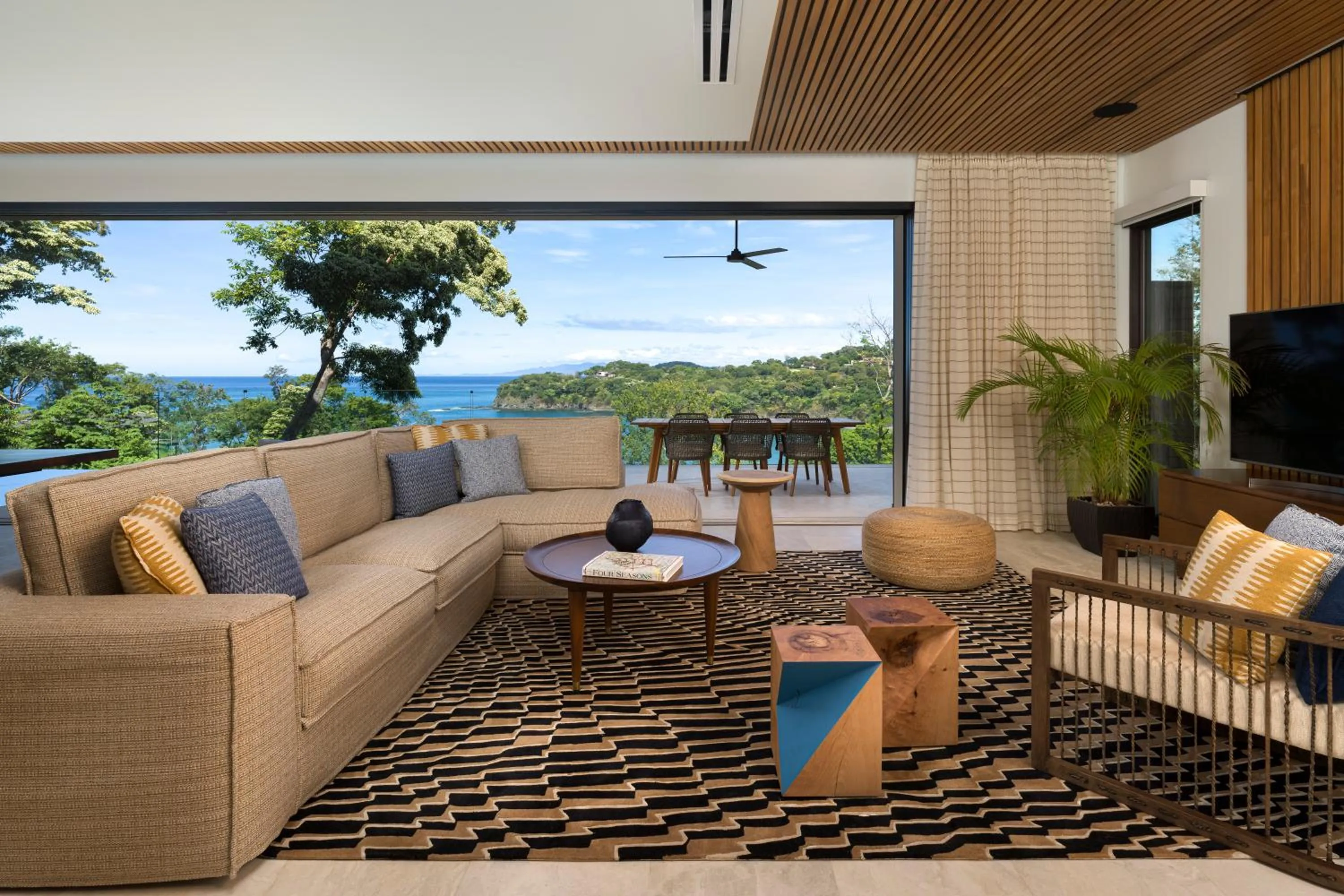 Four Seasons Resort Peninsula Papagayo, Costa Rica