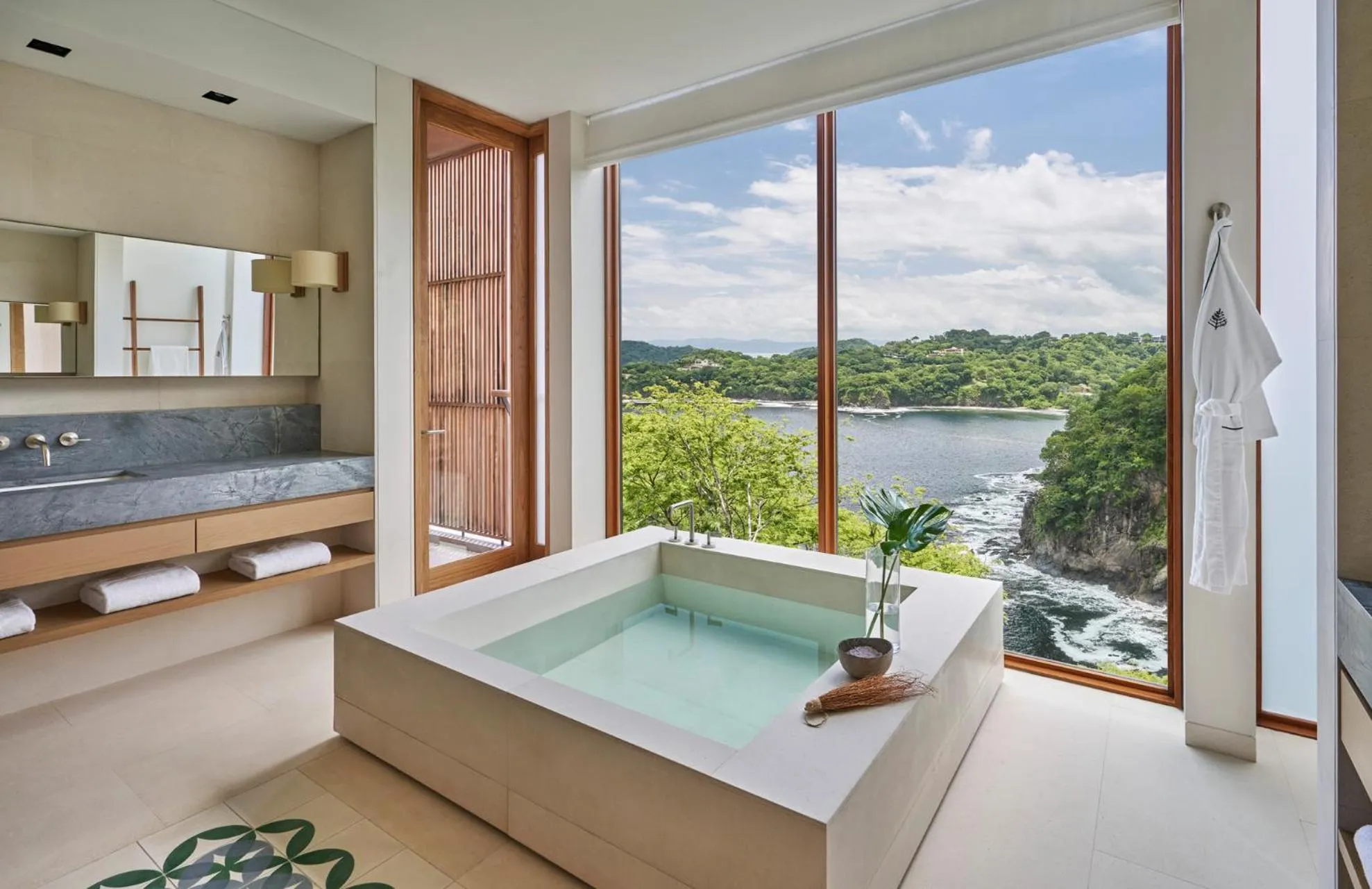Four Seasons Resort Peninsula Papagayo, Costa Rica