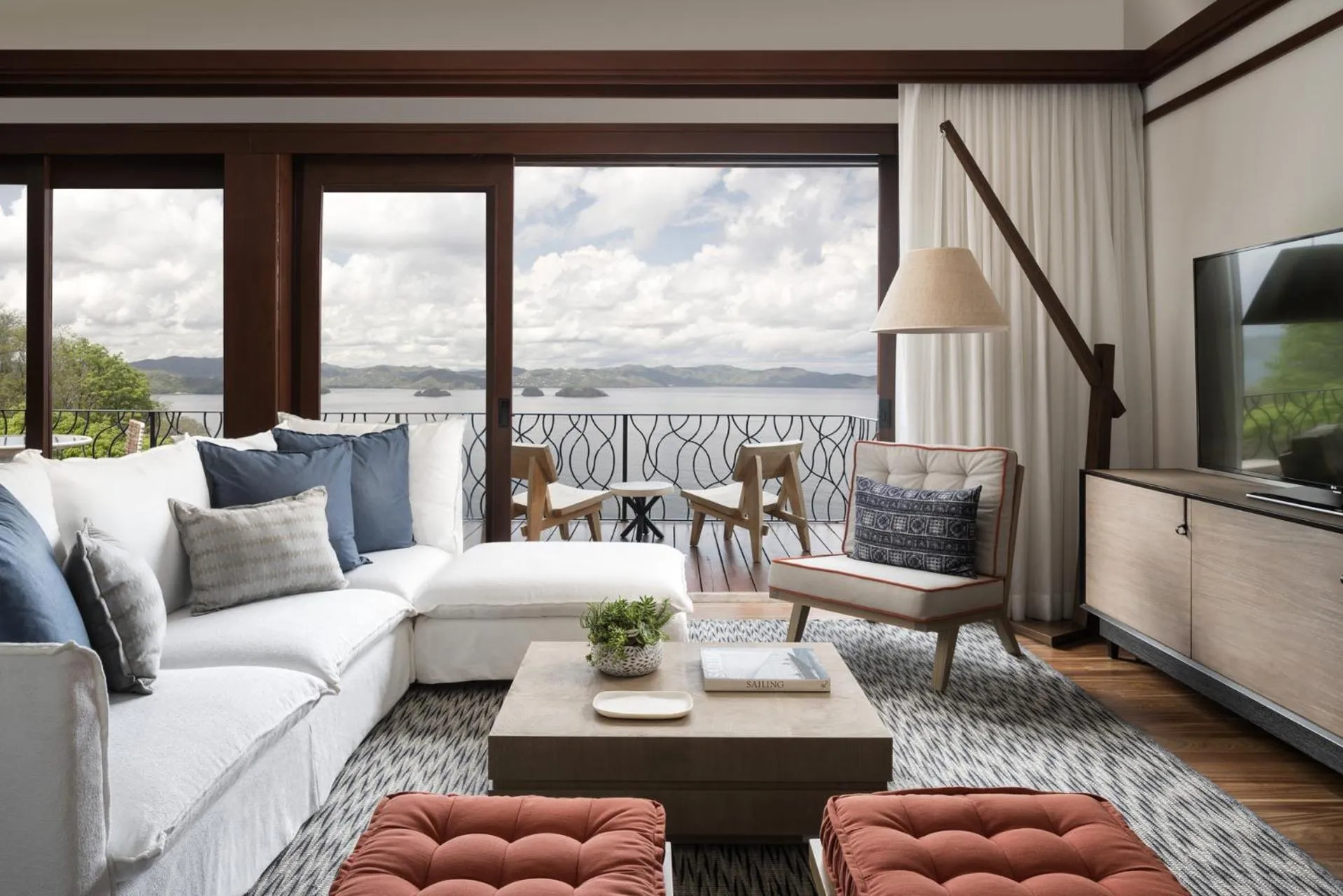 TV and multimedia in Four Seasons Resort Peninsula Papagayo, Costa Rica