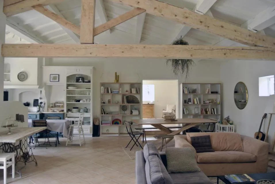 Communal lounge/ TV room in Serendip