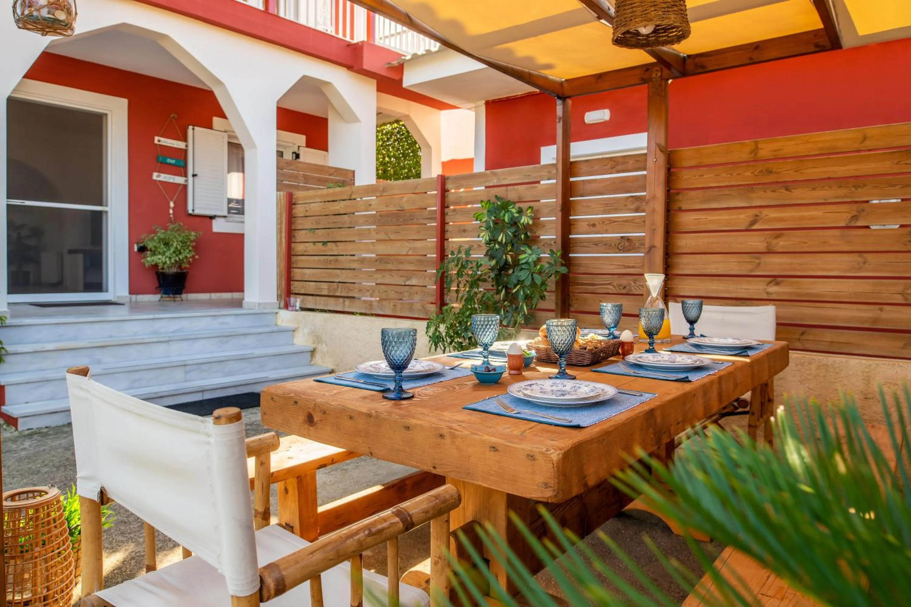 Diogenis House