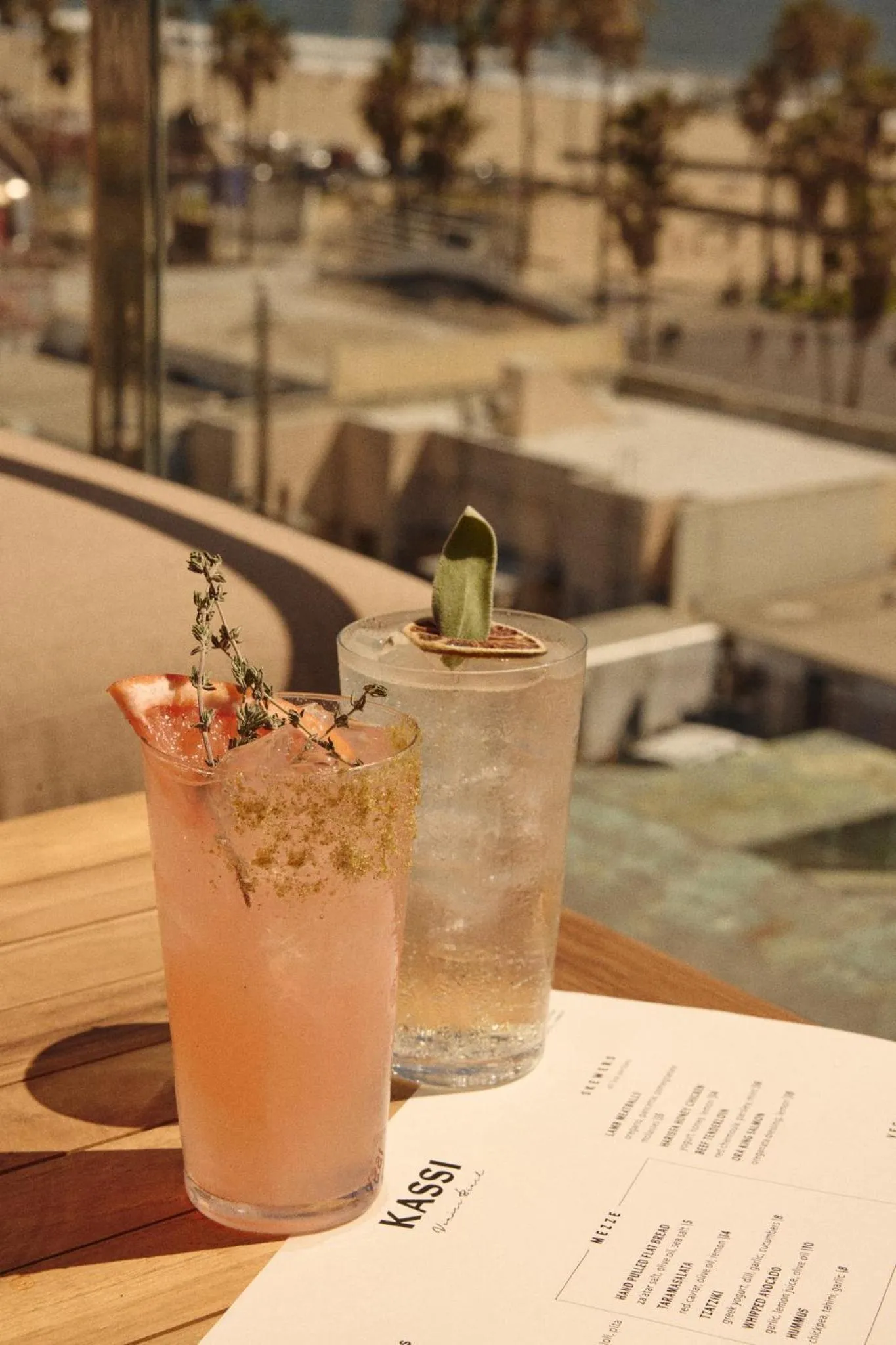 Restaurant/places to eat in Hotel Erwin Venice Beach