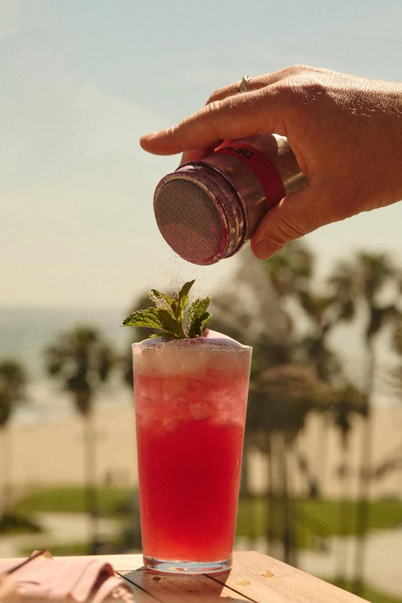 Restaurant/places to eat in Hotel Erwin Venice Beach