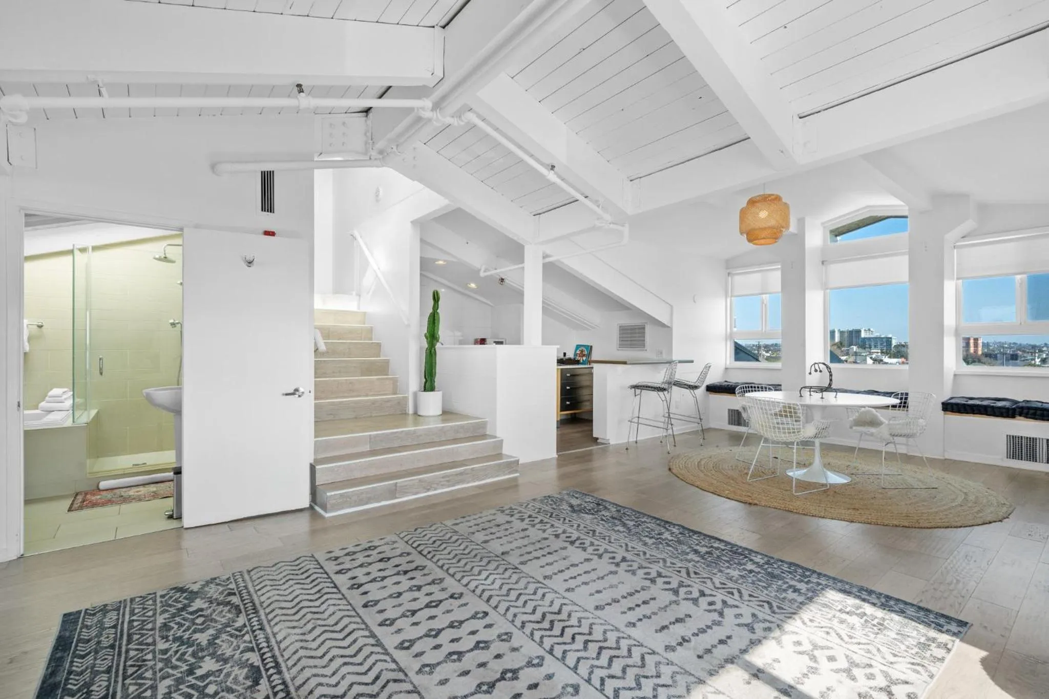 Bedroom in Hotel Erwin Venice Beach