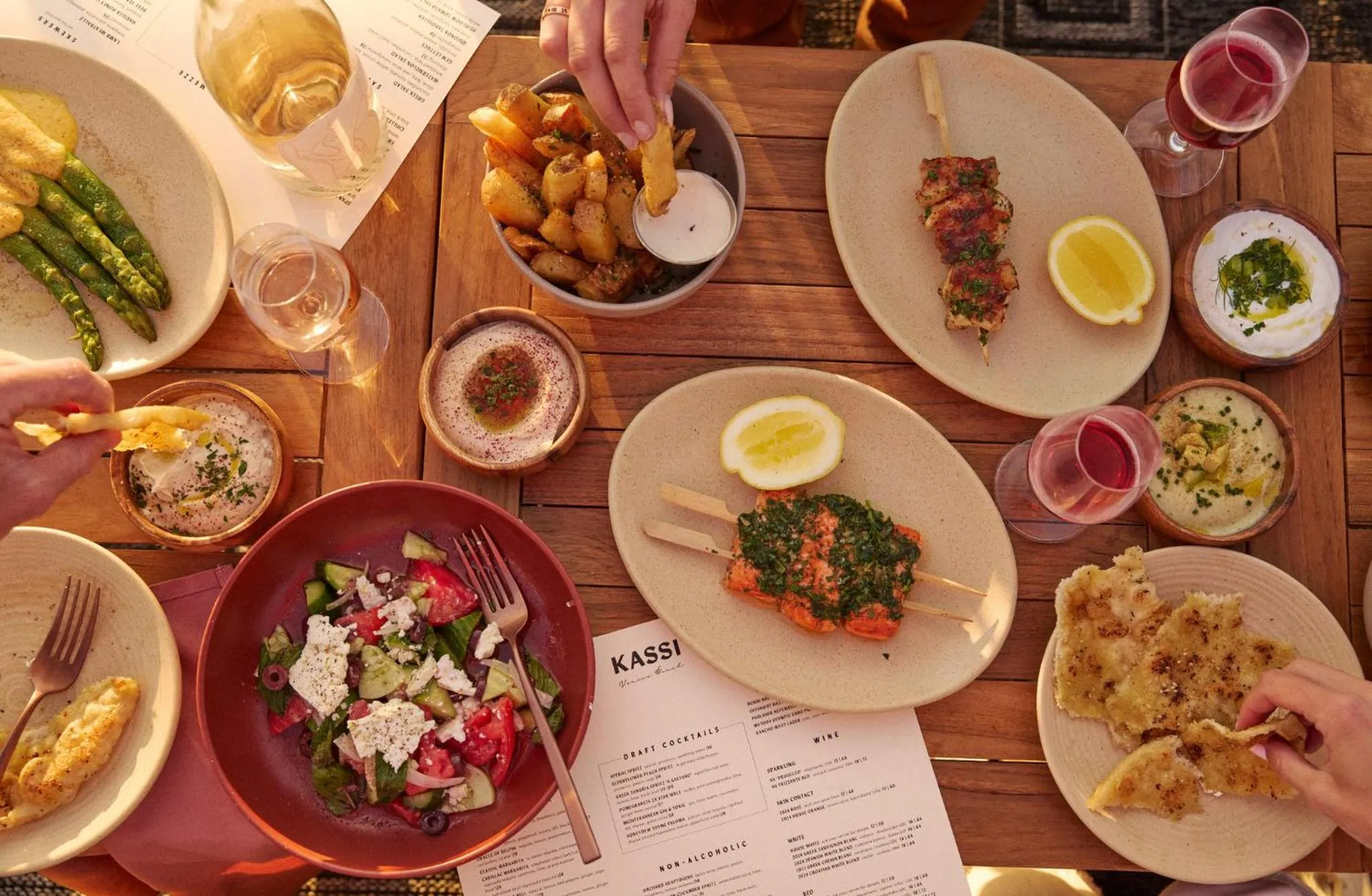 Restaurant/places to eat in Hotel Erwin Venice Beach