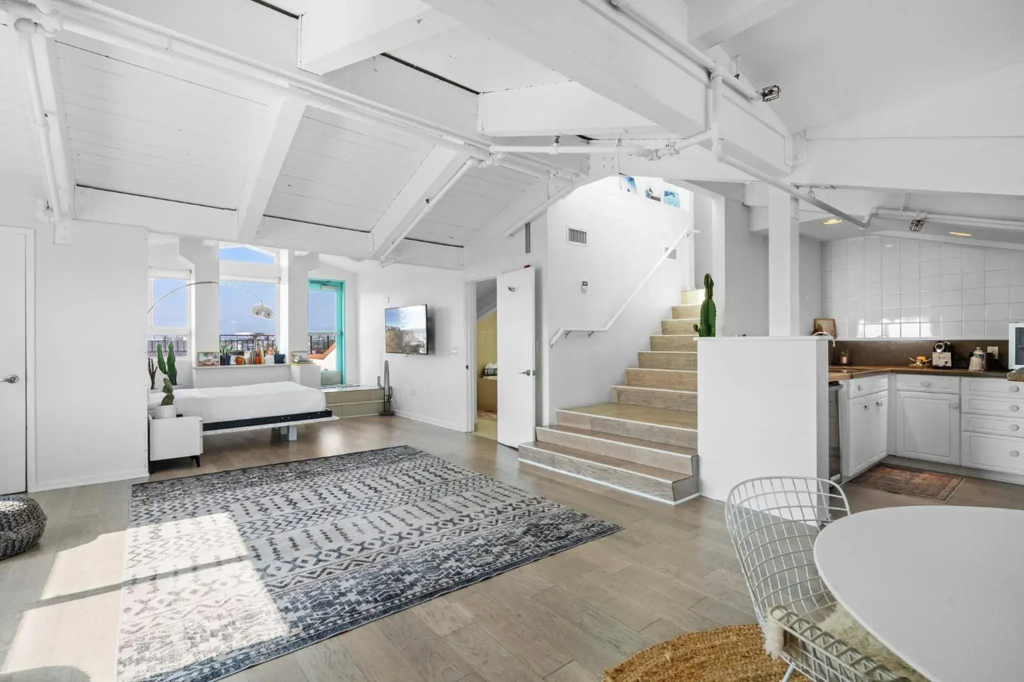 Bedroom in Hotel Erwin Venice Beach Bedroom in Hotel Erwin Venice Beach