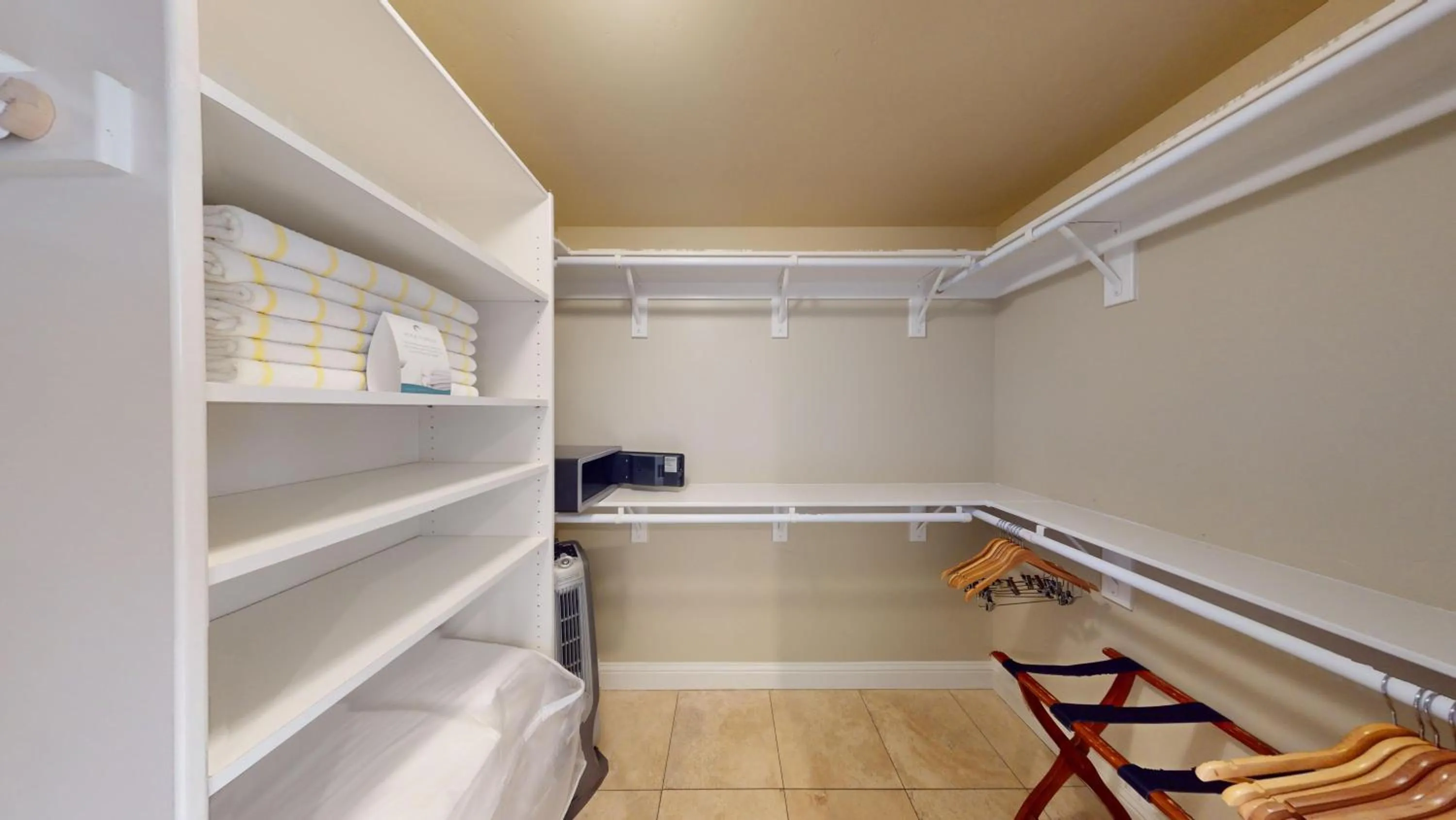 Dolphin Bay Resort and Spa