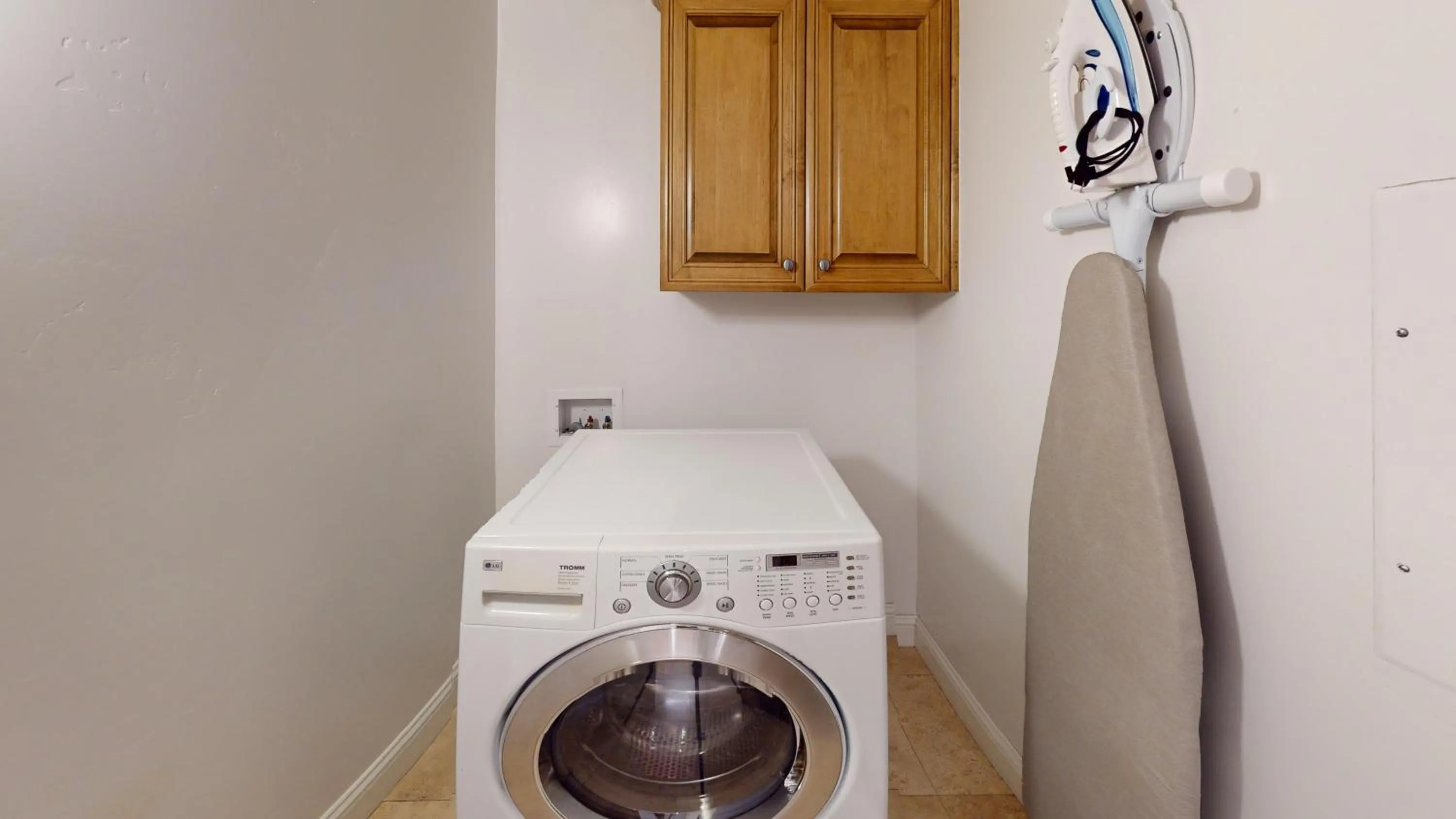 Dolphin Bay Resort and Spa