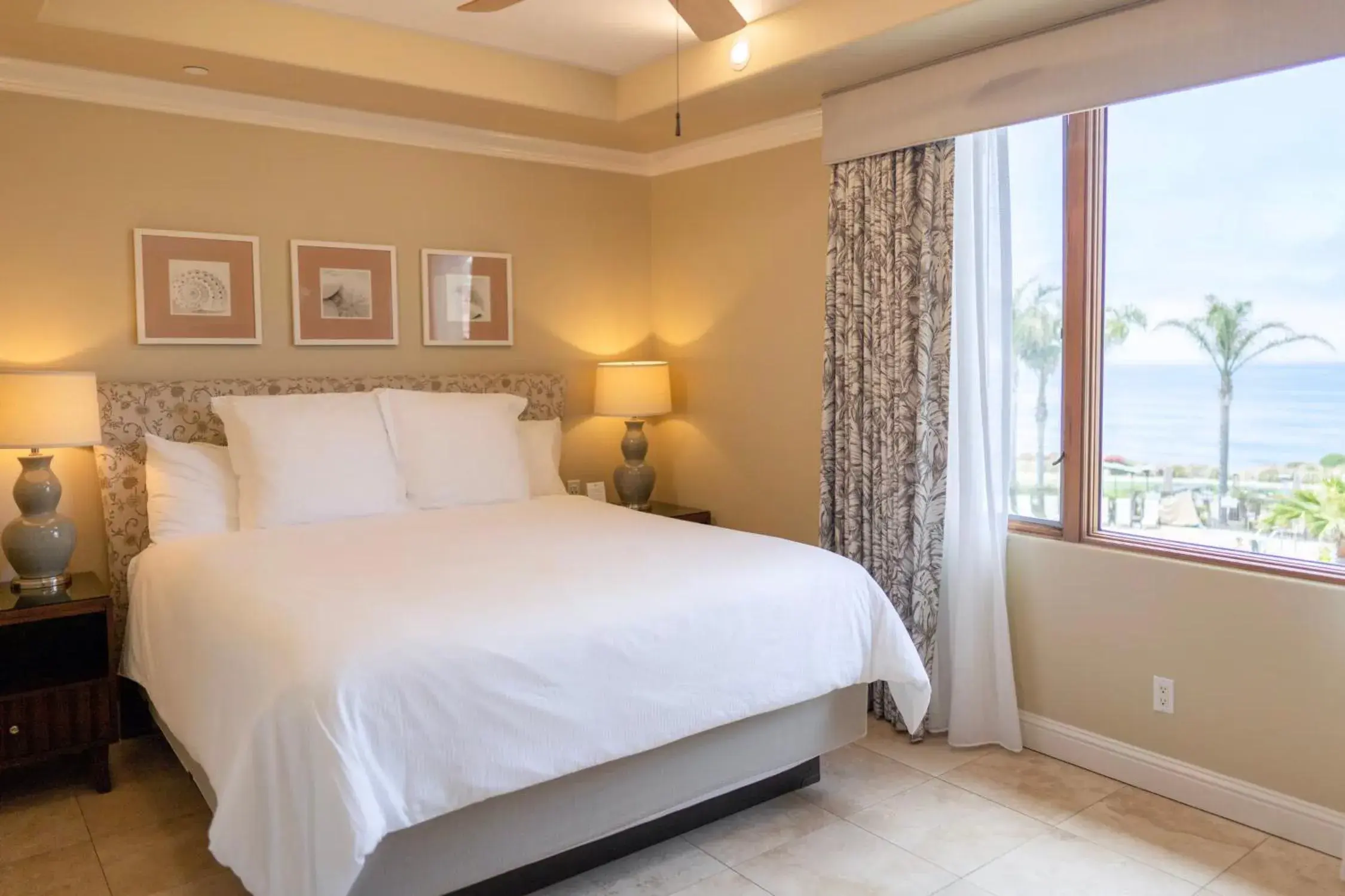 Two-Bedroom Suite with Ocean View in Dolphin Bay Resort and Spa Two-Bedroom Suite with Ocean View in Dolphin Bay Resort and Spa