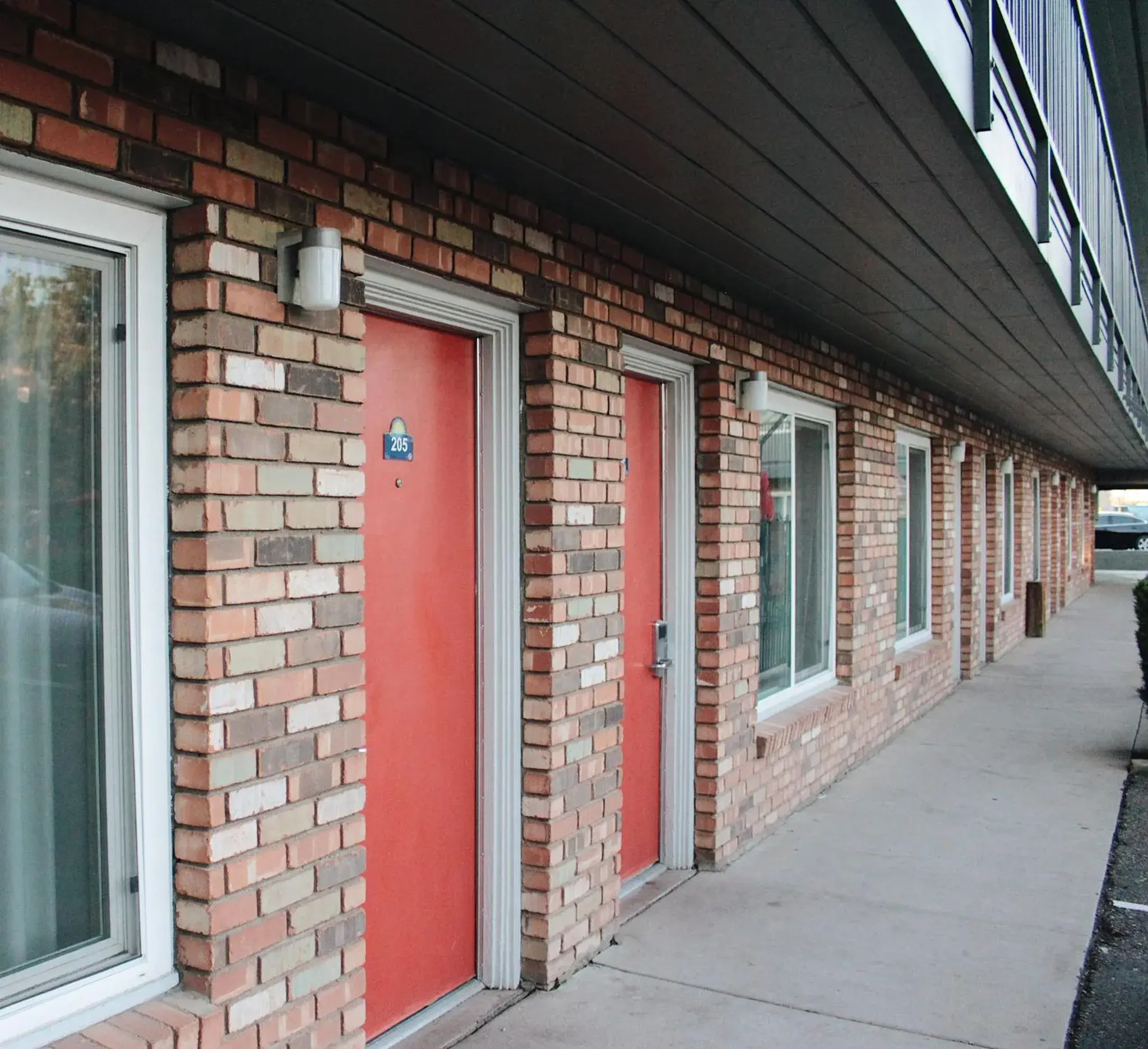 Facade/entrance in Days Inn by Wyndham Show Low Facade/entrance in Days Inn by Wyndham Show Low