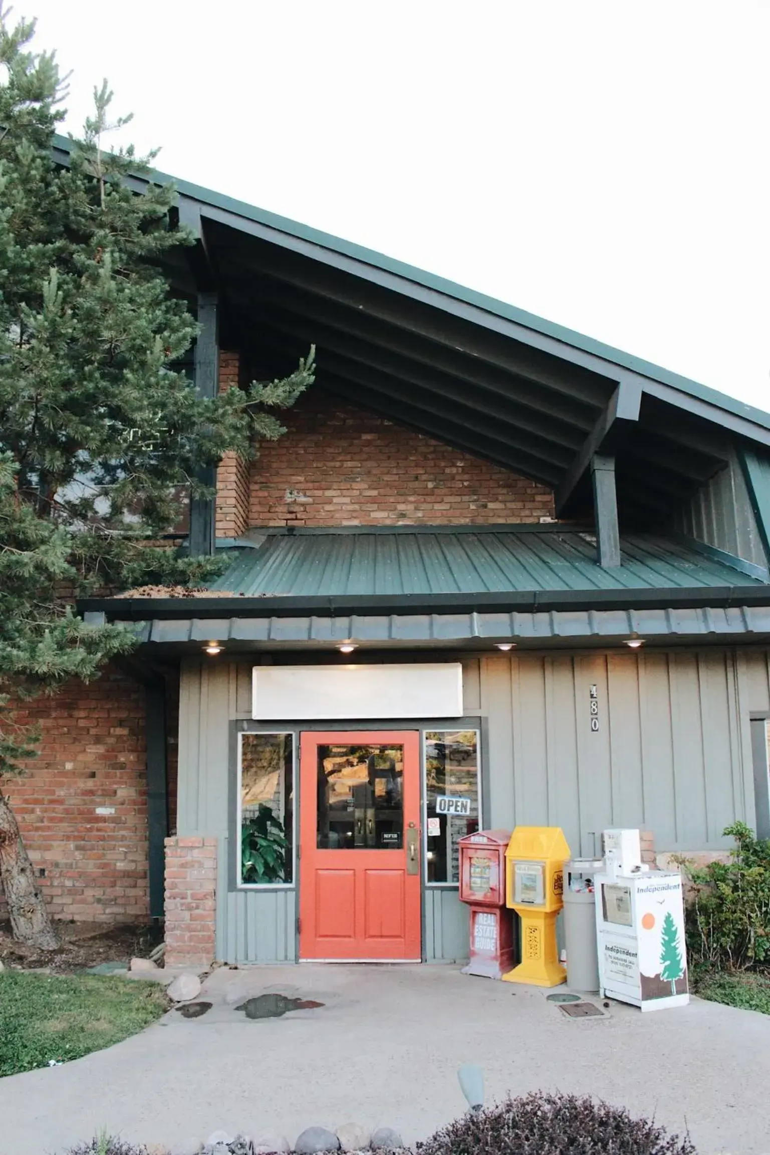 Property building in Days Inn by Wyndham Show Low Property building in Days Inn by Wyndham Show Low