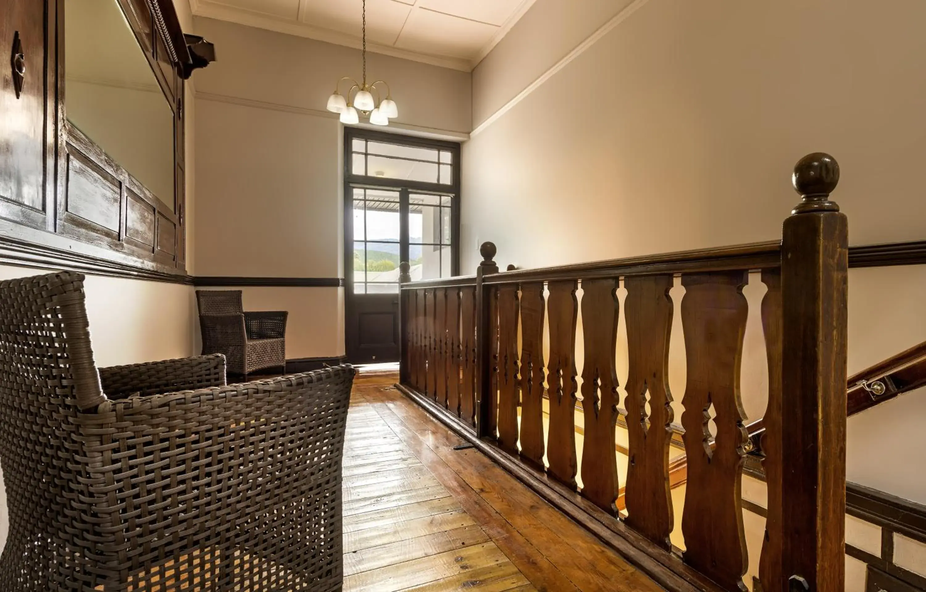 Property building in Clanwilliam Hotel Property building in Clanwilliam Hotel