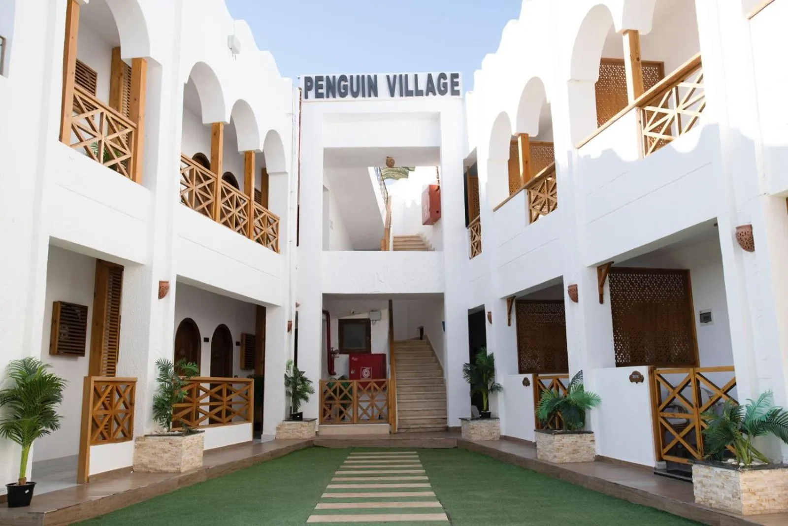 Facade/entrance in Penguin Village Dahab