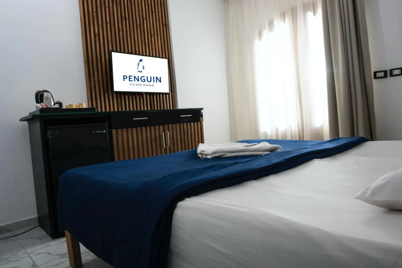 Bedroom, Bed in Penguin Village Dahab