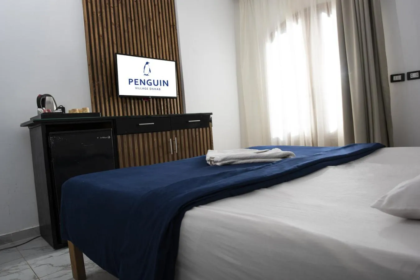 Bedroom, Bed in Penguin Village Dahab