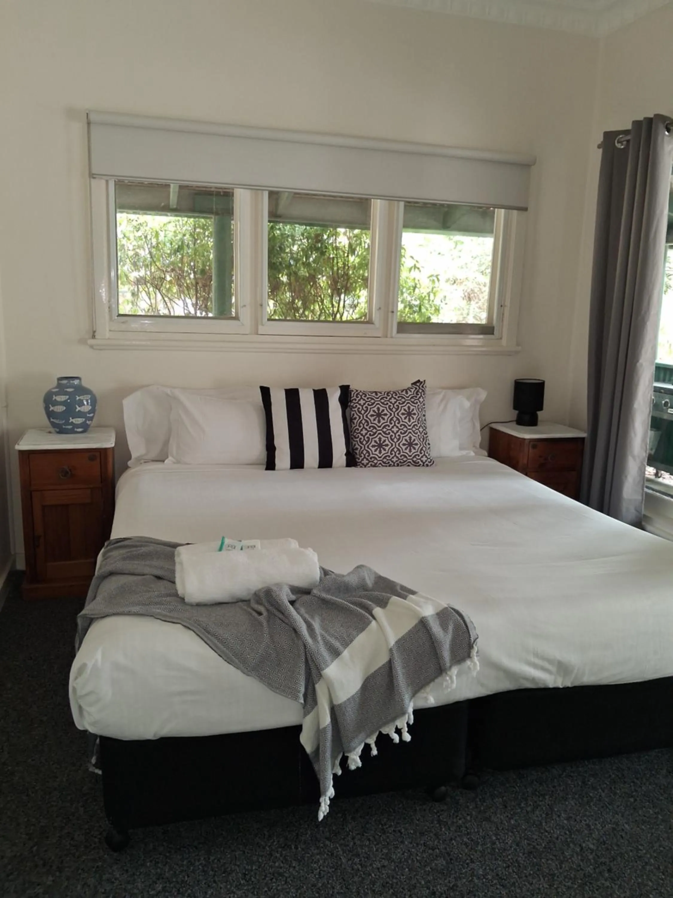Bedroom, Bed in The Retreat Port Stephens