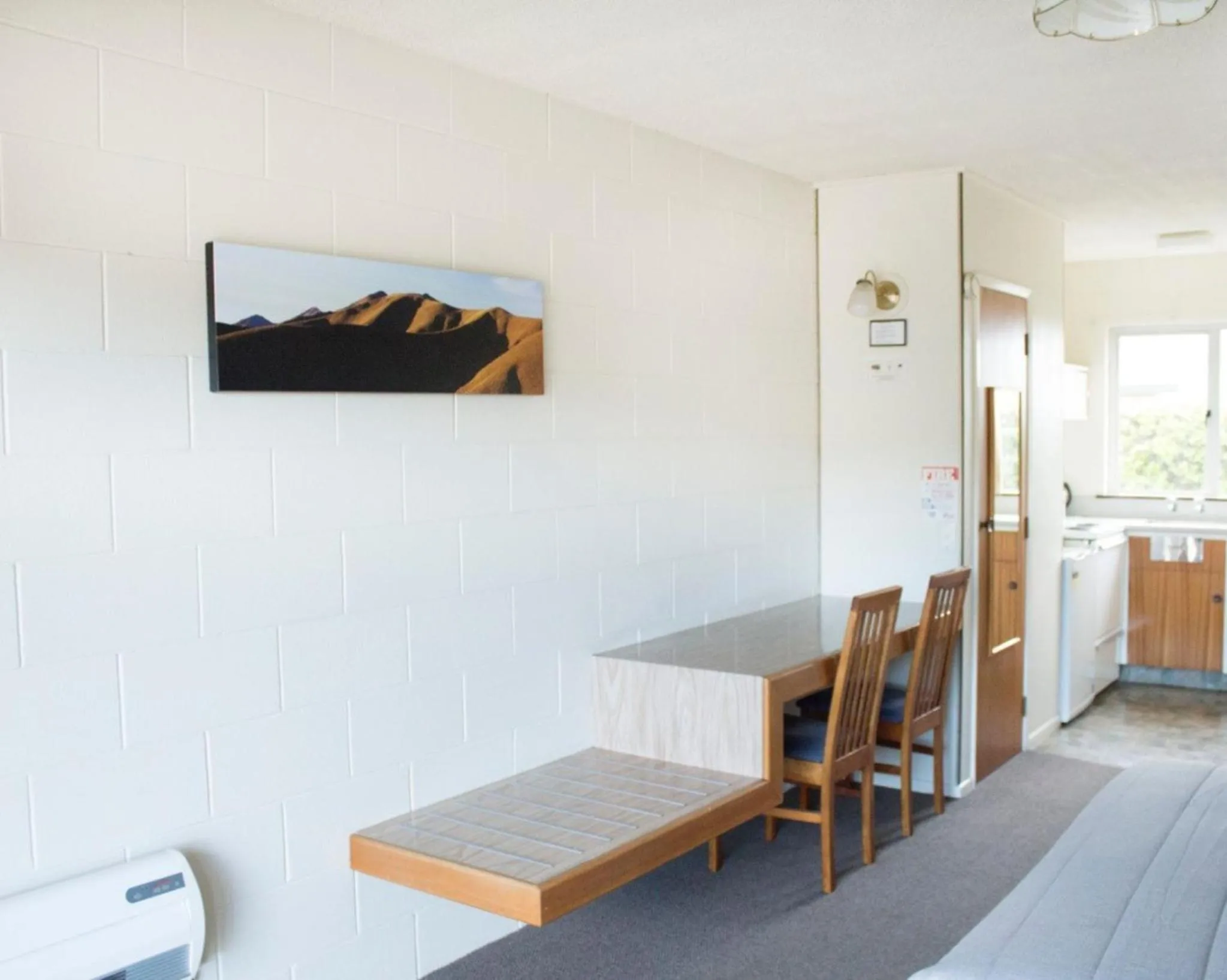 Seating area in Alpine Motel