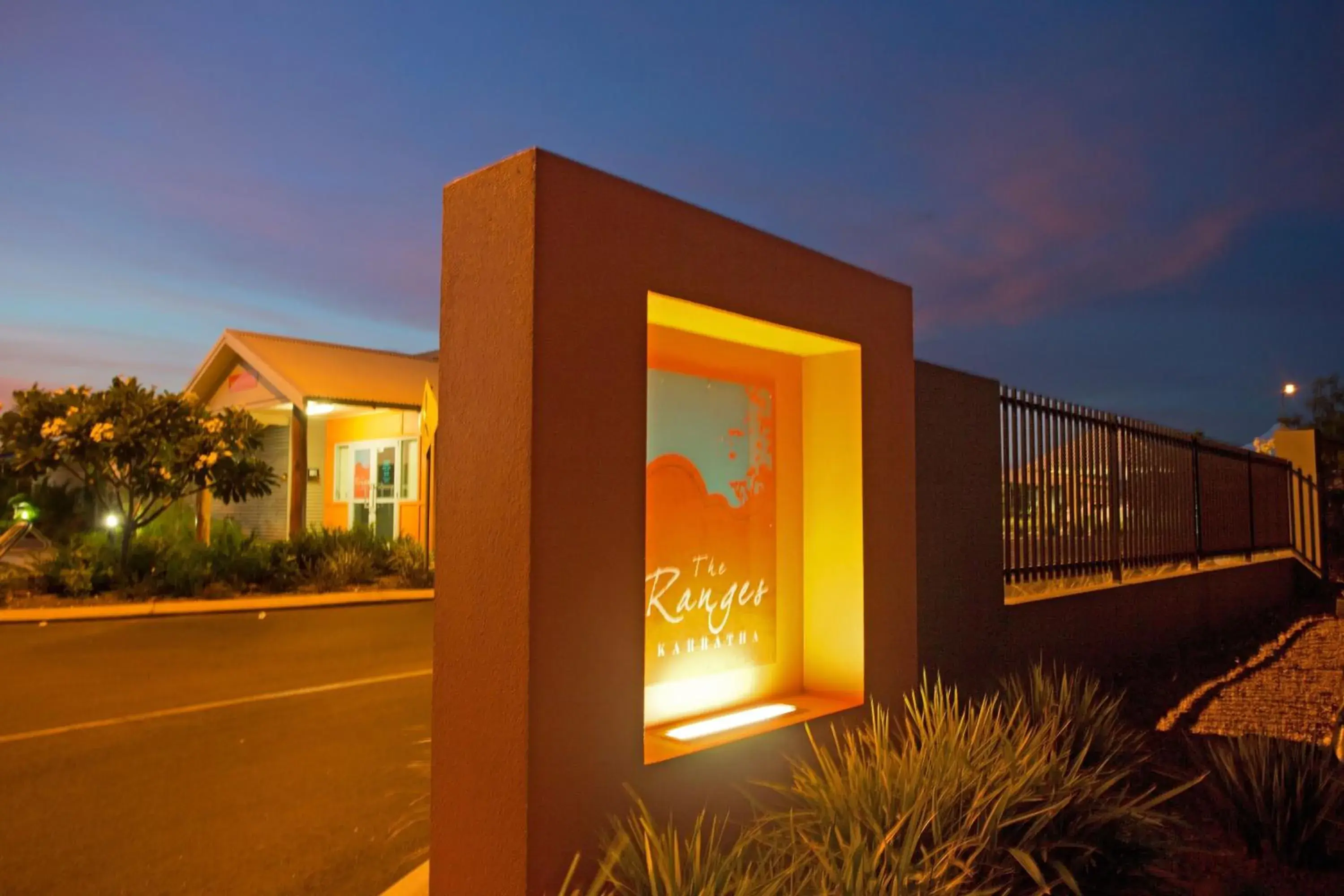 Facade/entrance in Best Western Plus The Ranges Karratha Facade/entrance in Best Western Plus The Ranges Karratha
