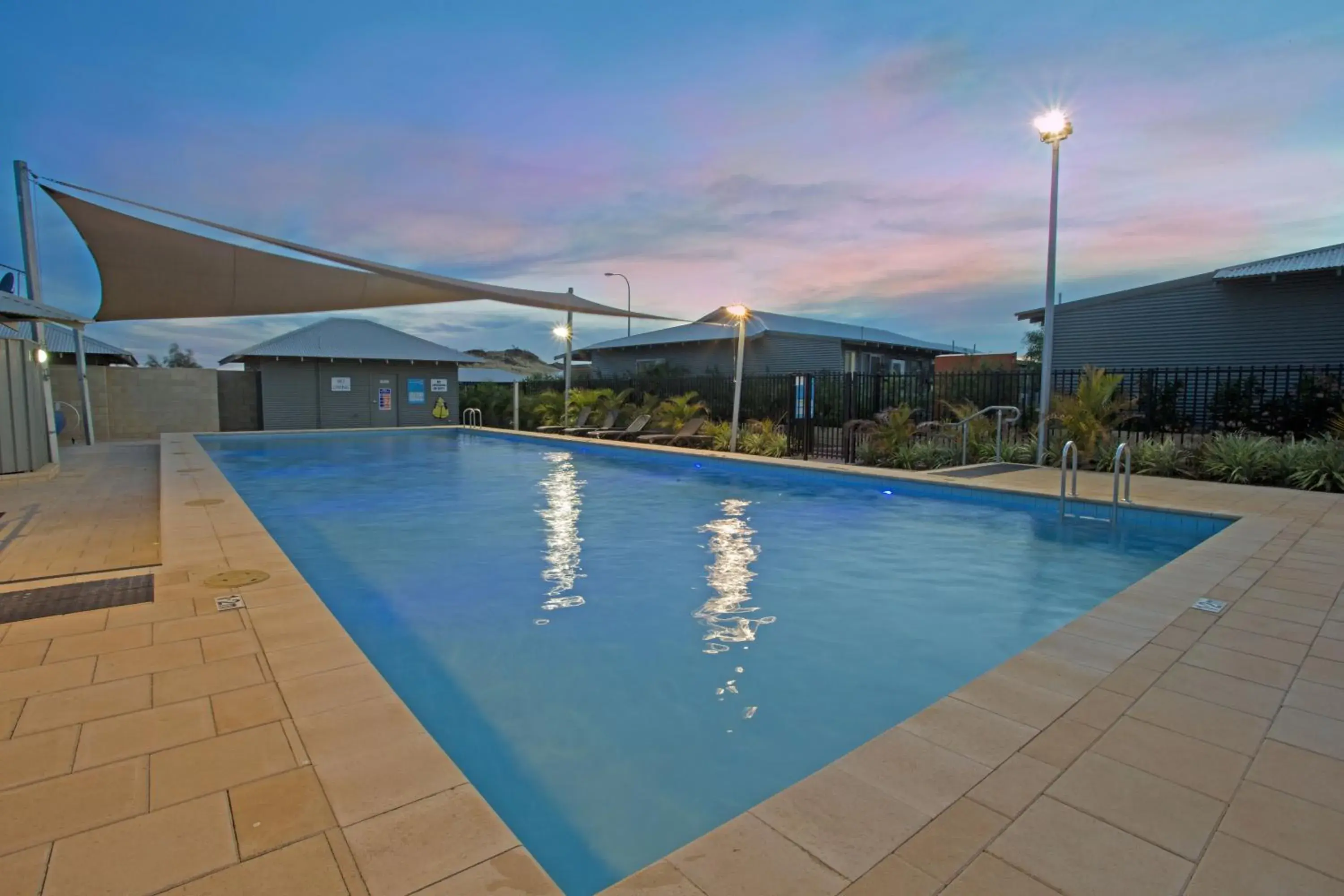 Swimming pool in Best Western Plus The Ranges Karratha Swimming pool in Best Western Plus The Ranges Karratha