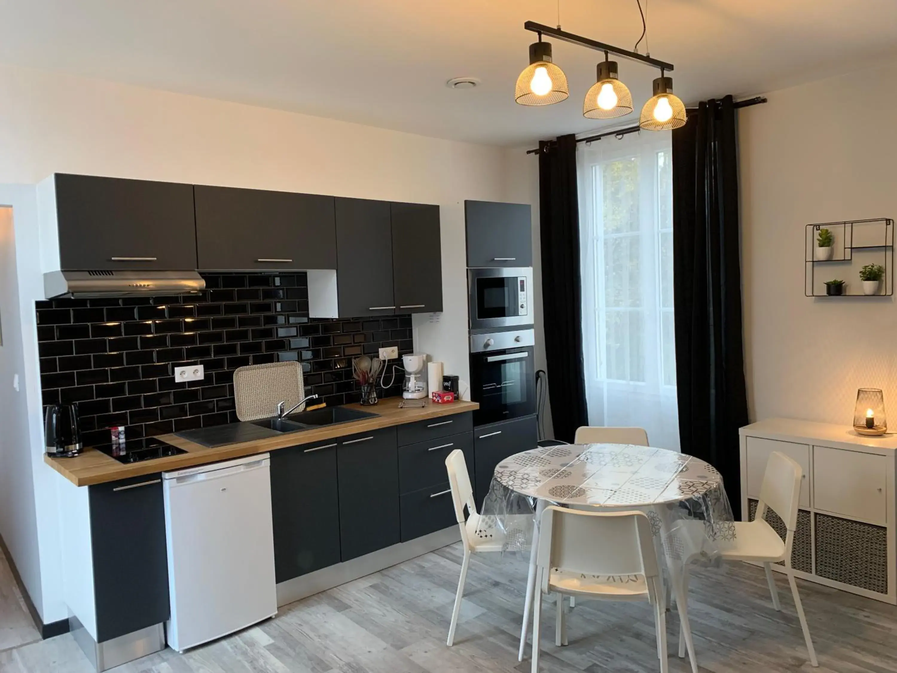 Kitchen or kitchenette in Trankil-Apparts Centre 2 Kitchen or kitchenette in Trankil-Apparts Centre 2