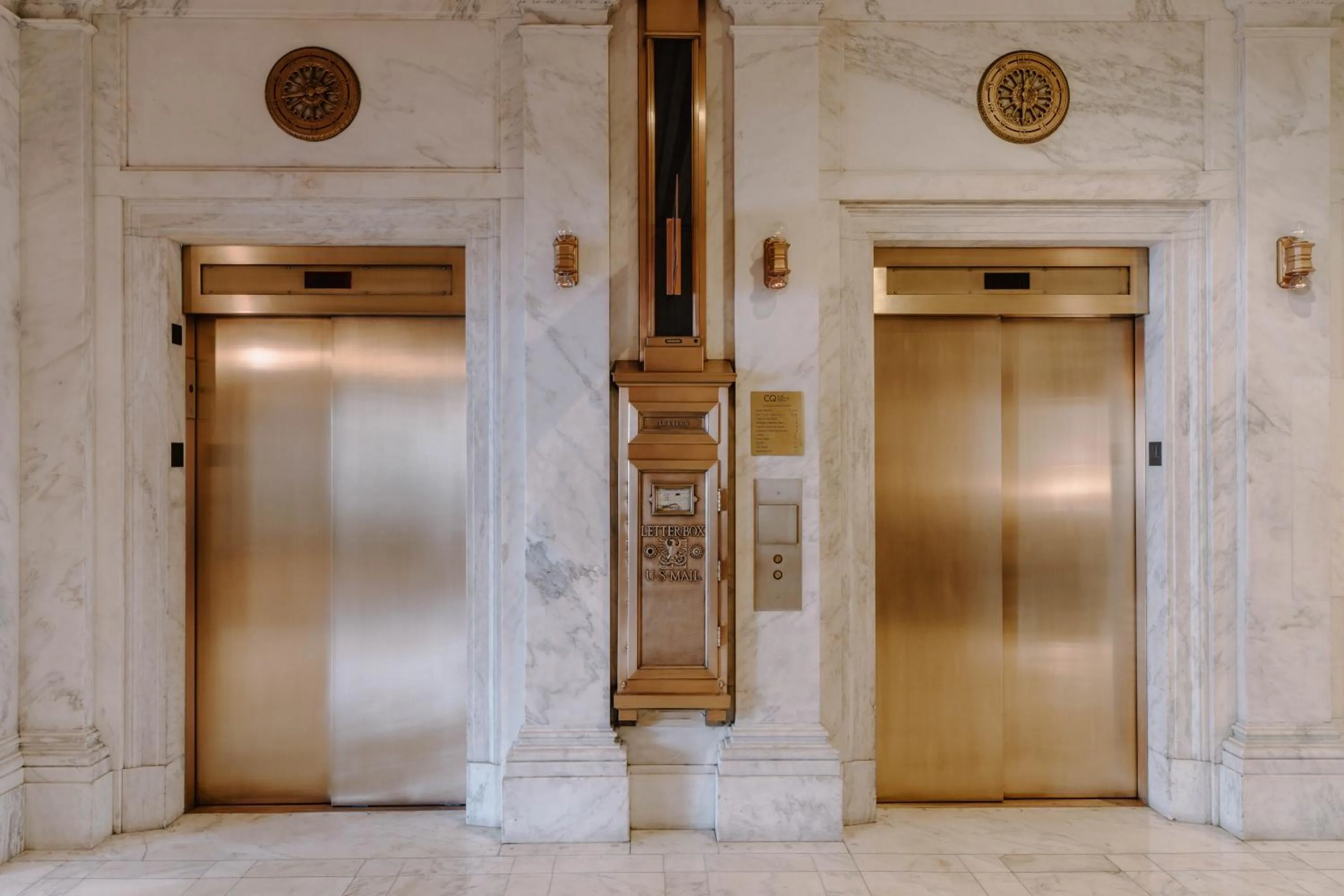 Lobby or reception in River Hotel