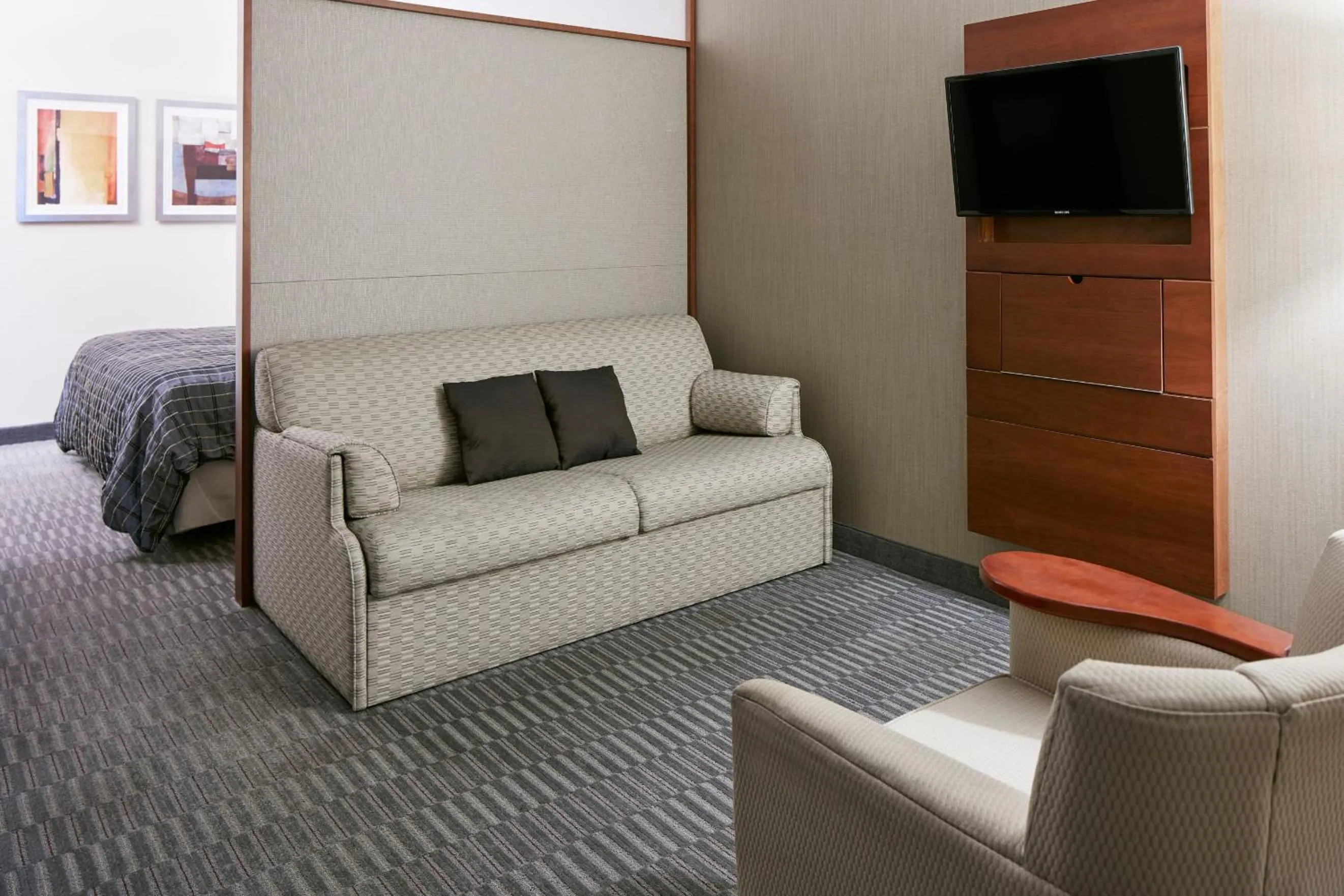 Bedroom in River Hotel