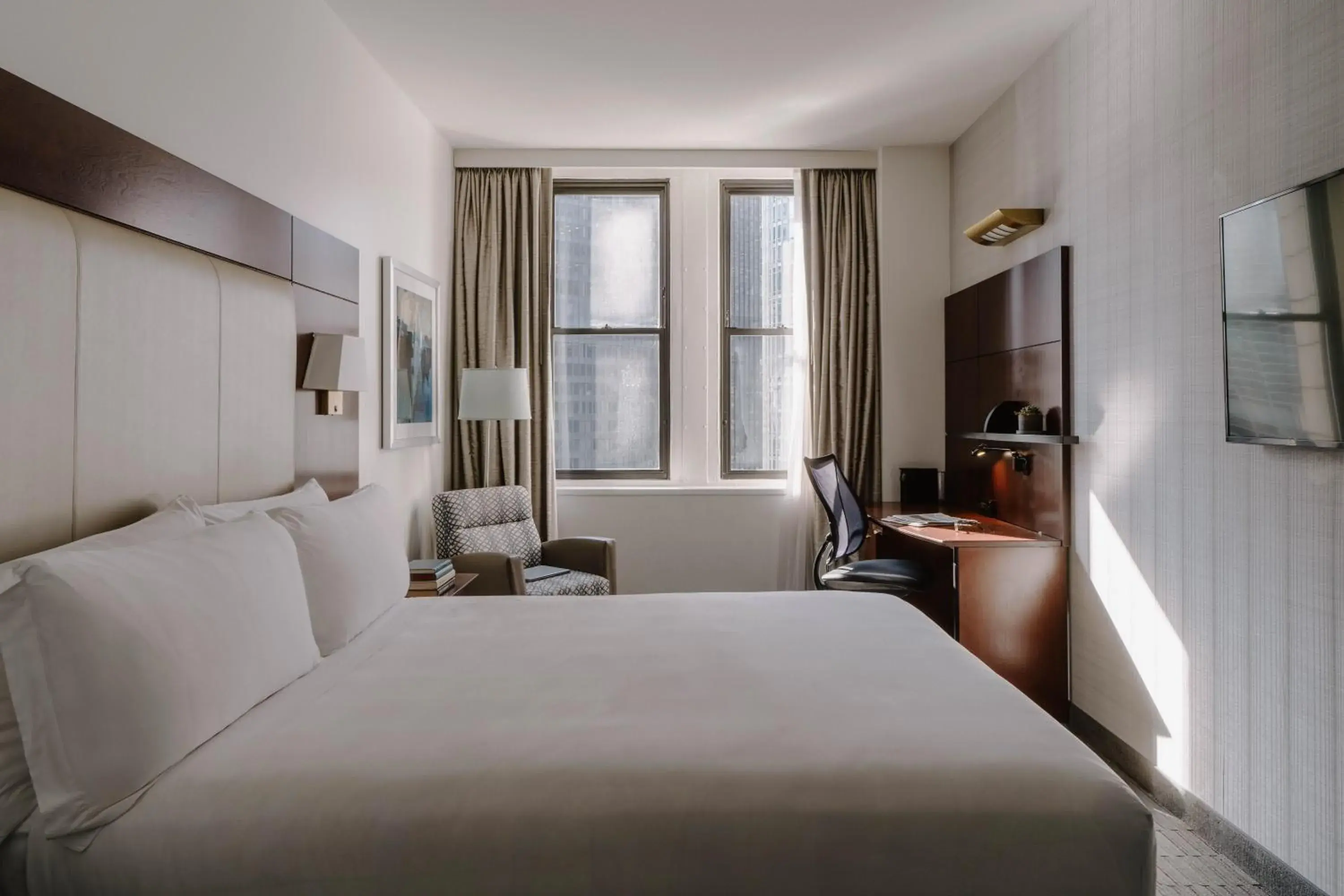 Standard King Room in River Hotel Standard King Room in River Hotel