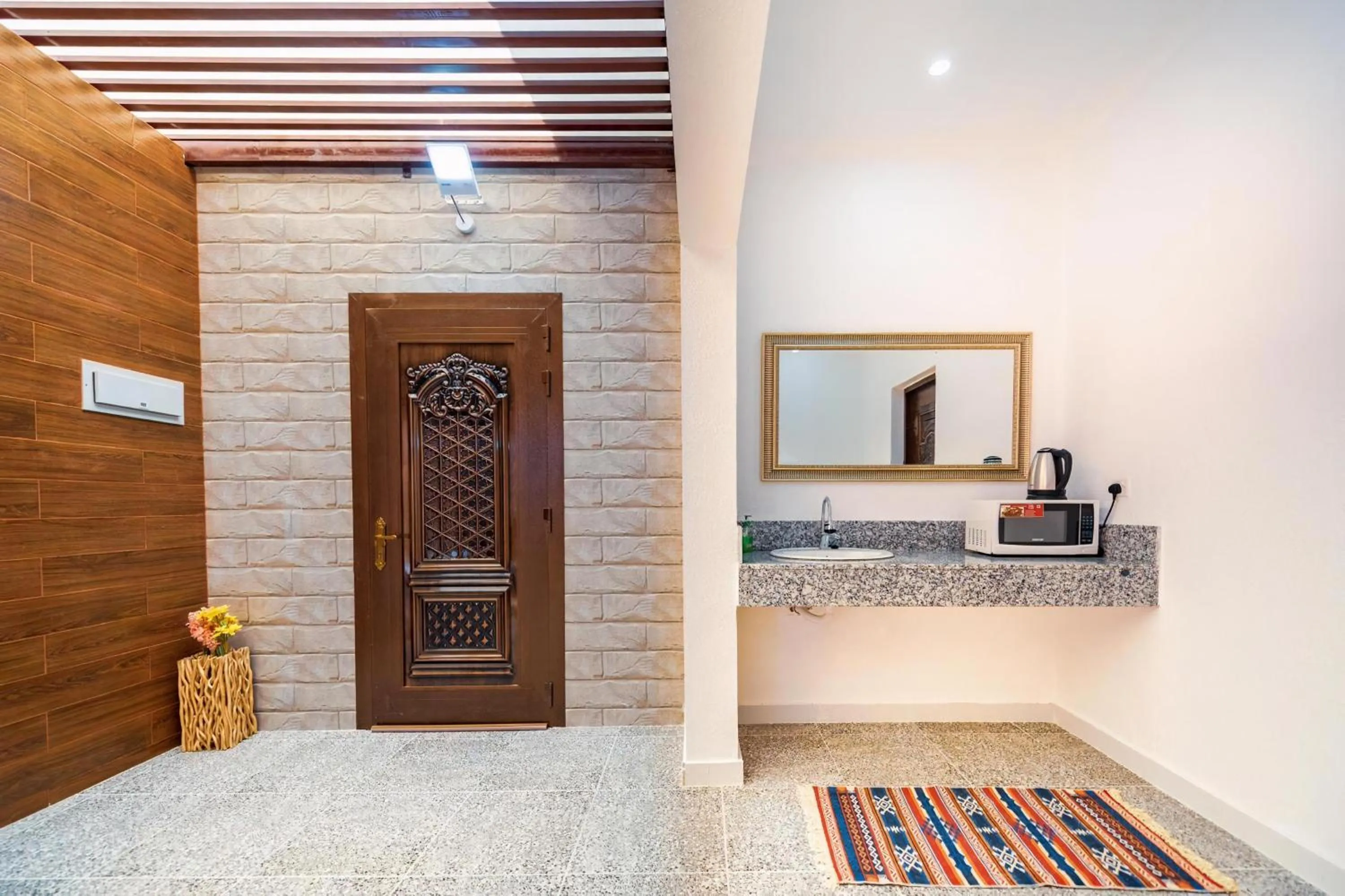 Decorative detail in Oriental Nights Rest House