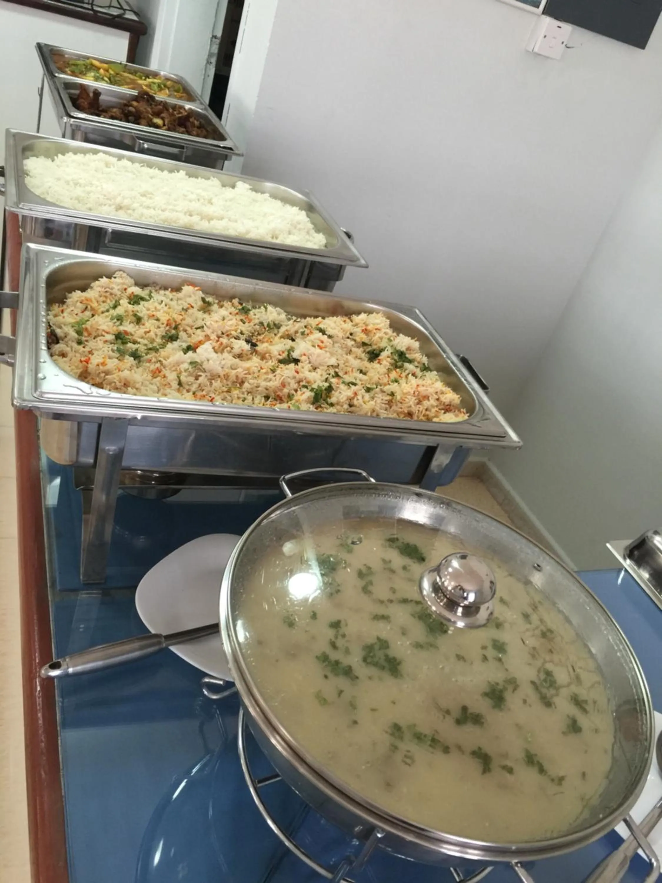 Restaurant/places to eat in Oriental Nights Rest House